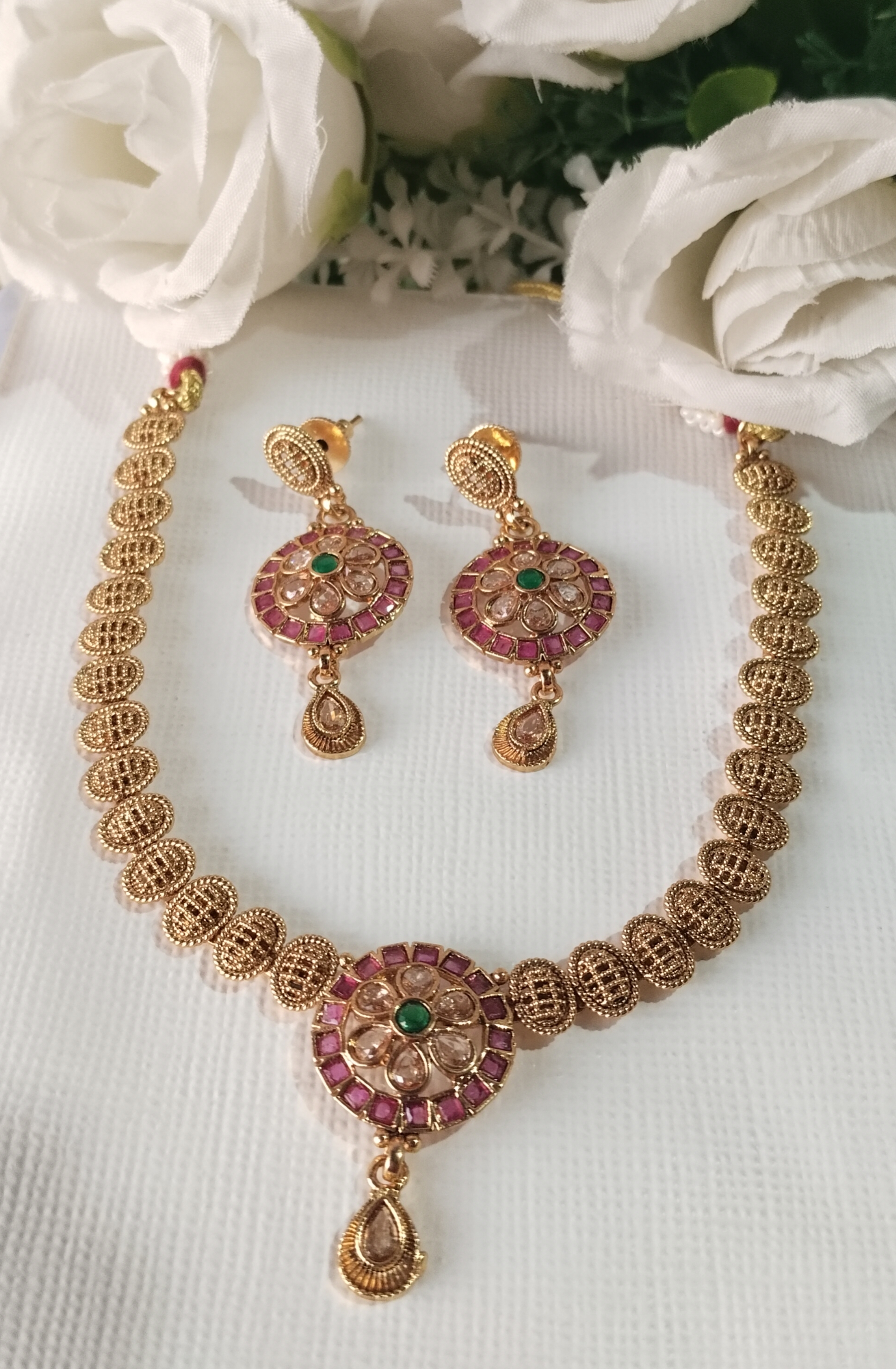 Traditional Kashu Mala Kerala Pattern Necklace Set