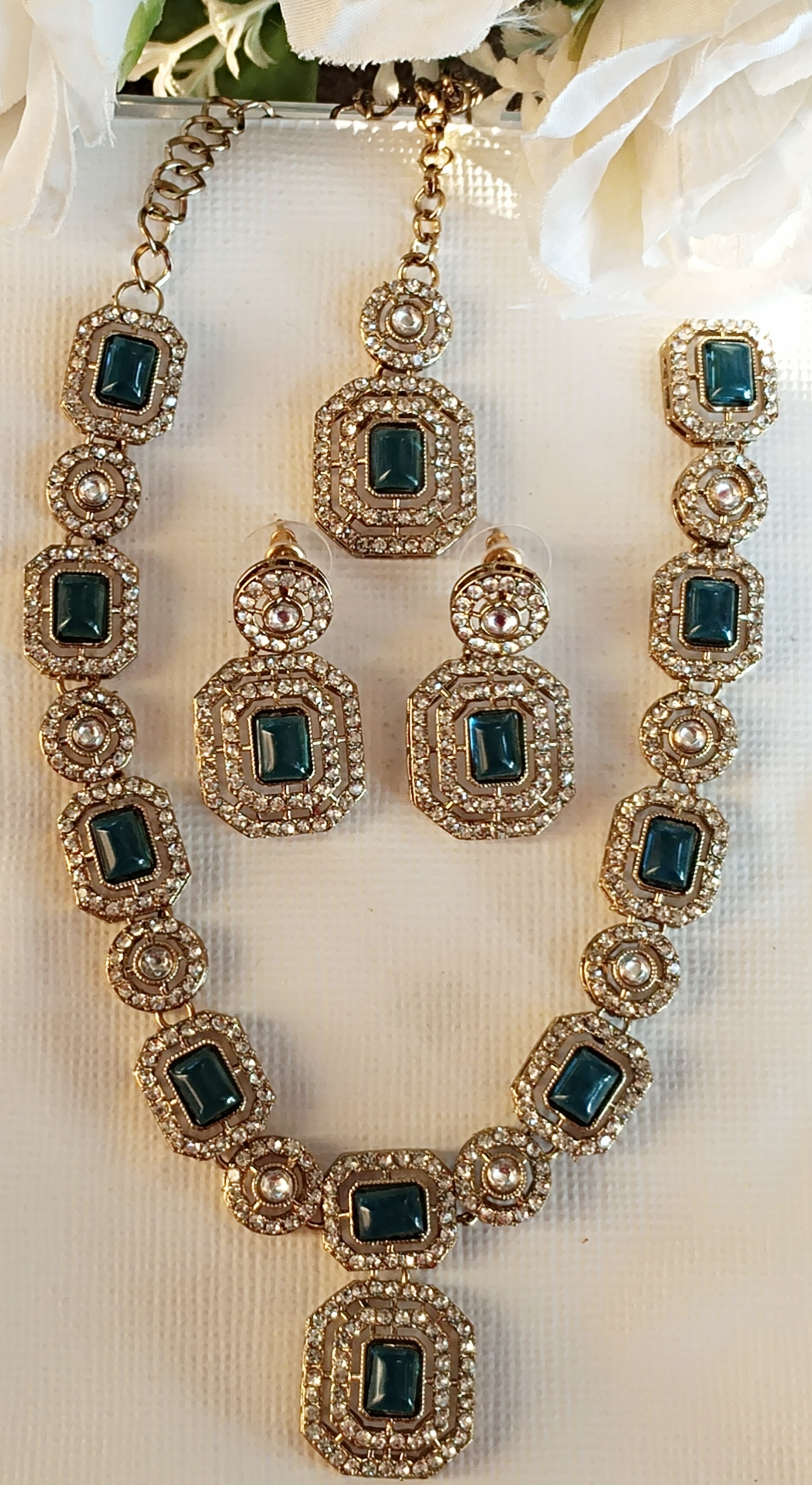 Victorian AD Necklace Set