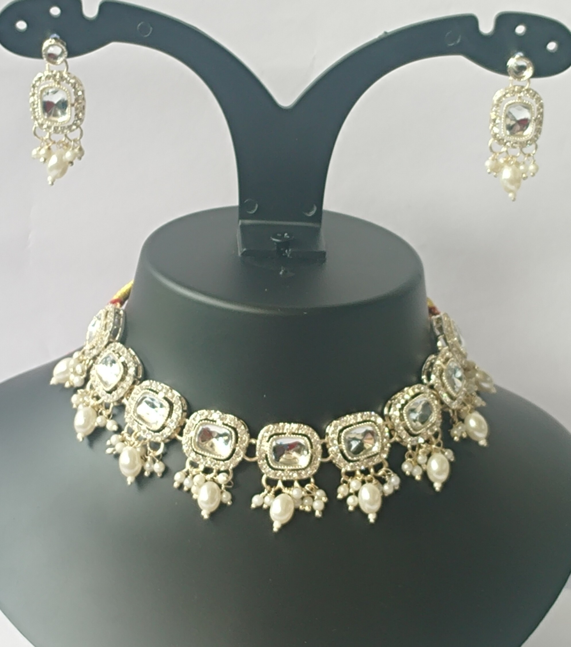 American Daimond Choker Necklace Set