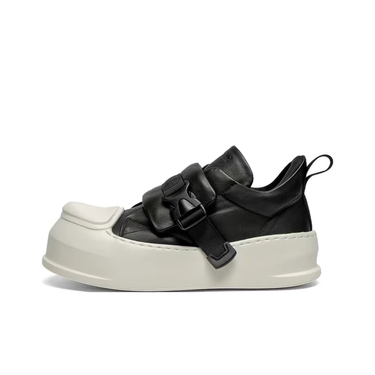 Black Casual Sneakers