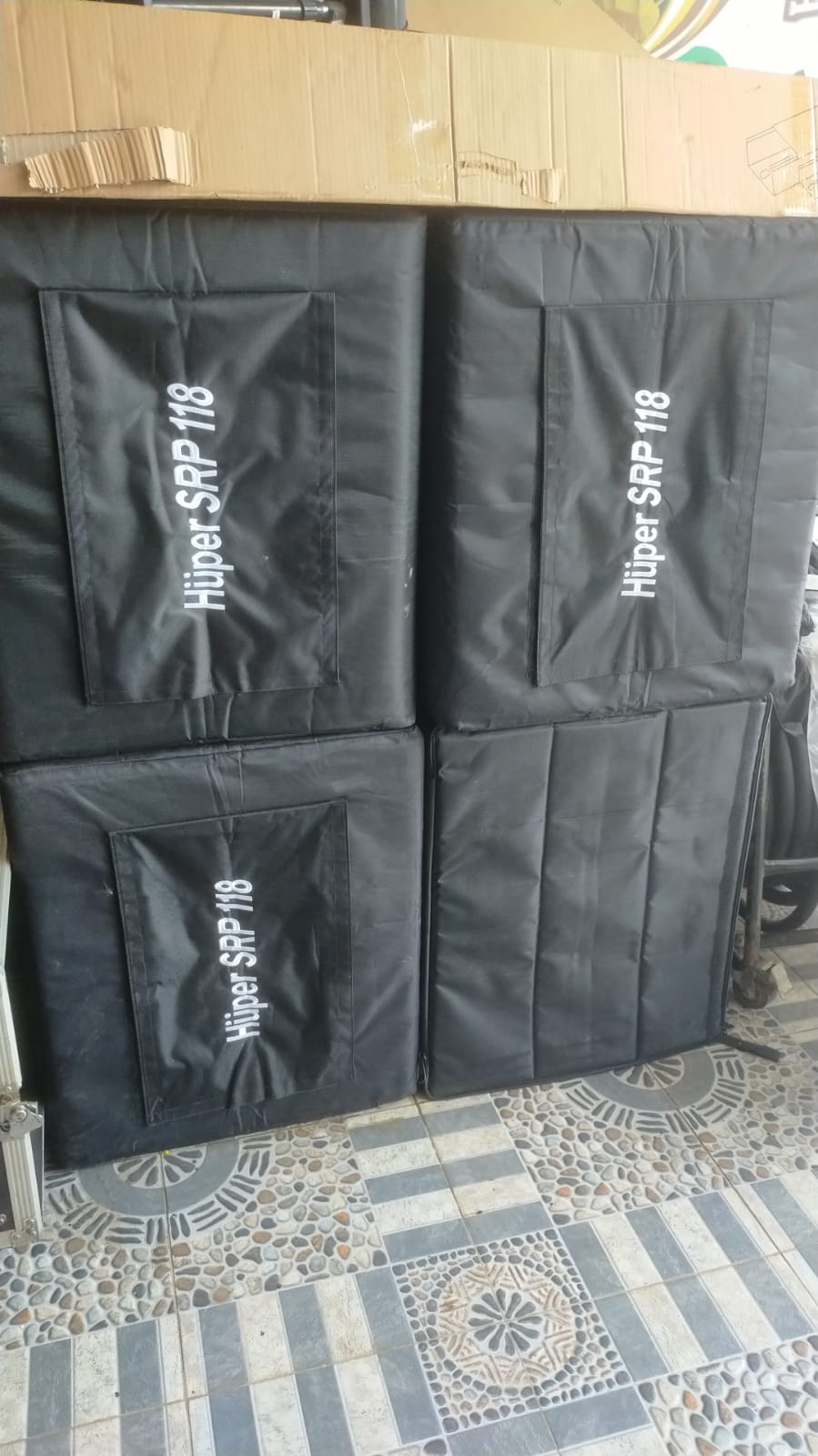 Hüper SRP-118 Subwoofer Aktif Speaker Aktif harga per 1set(sepasang) bonus softcase