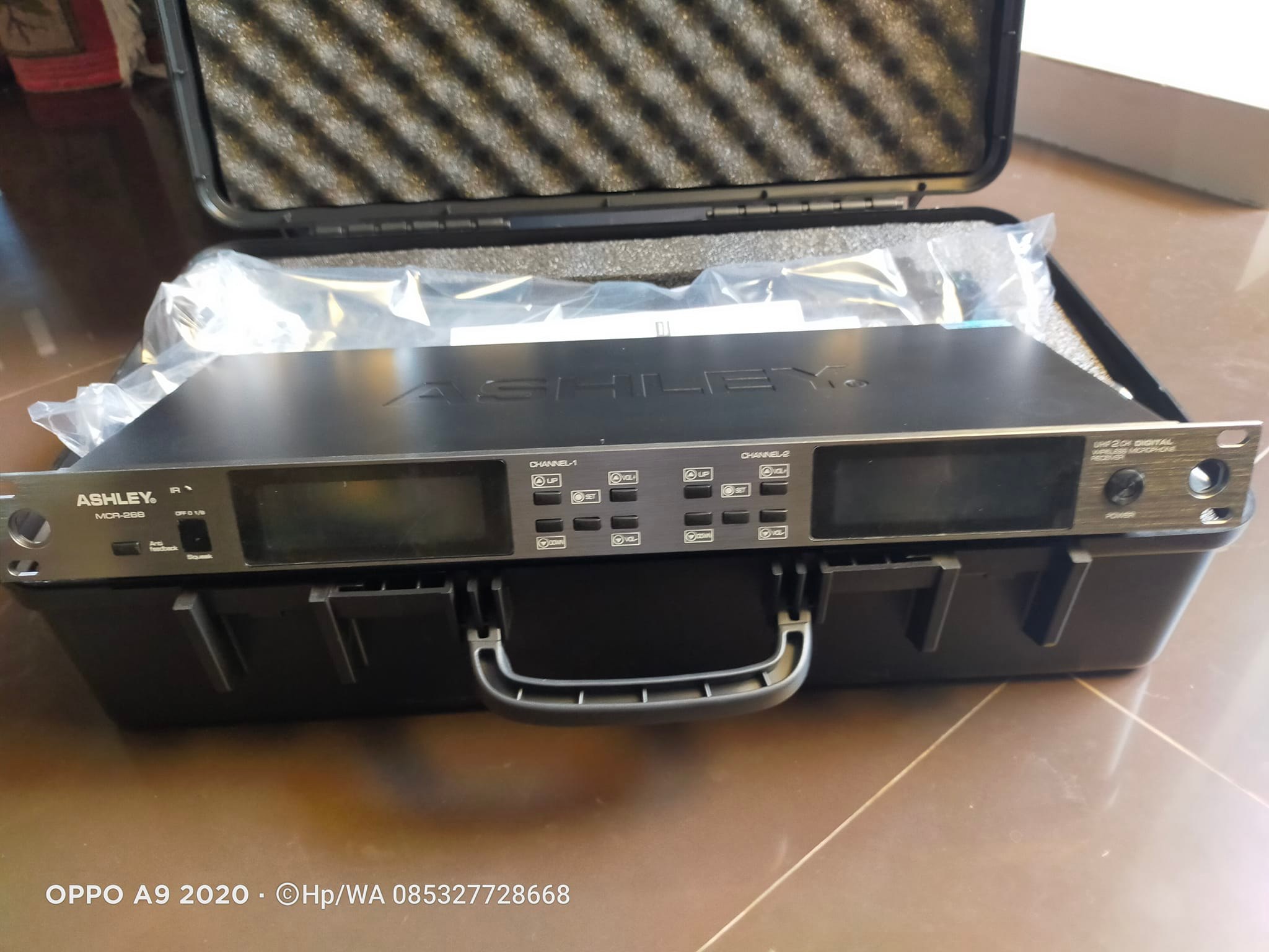 Mic Wireless Ashley MCR-268 Digital UHF Wireless Microphone