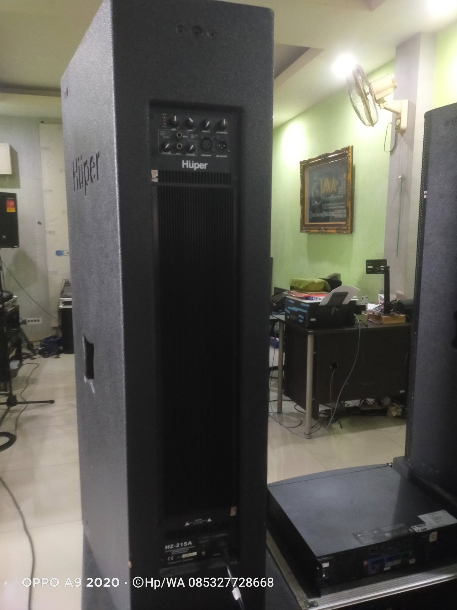 Speaker aktif Huper HZ215 2x15Inc 3Way Second Istimewa per 1set(sepasang)