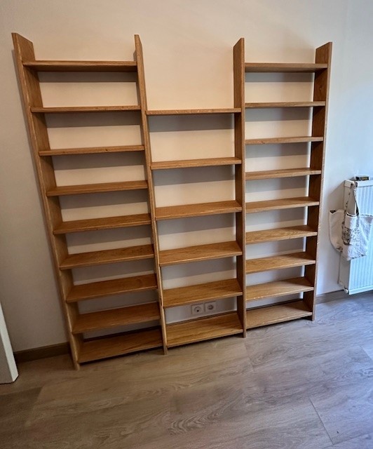 Bibliothèque “Canopée” – chêne massif & huile Rubio