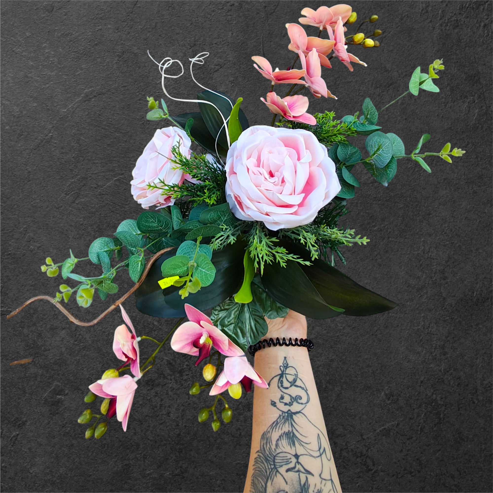 Dirbtinė gėlių puokštė