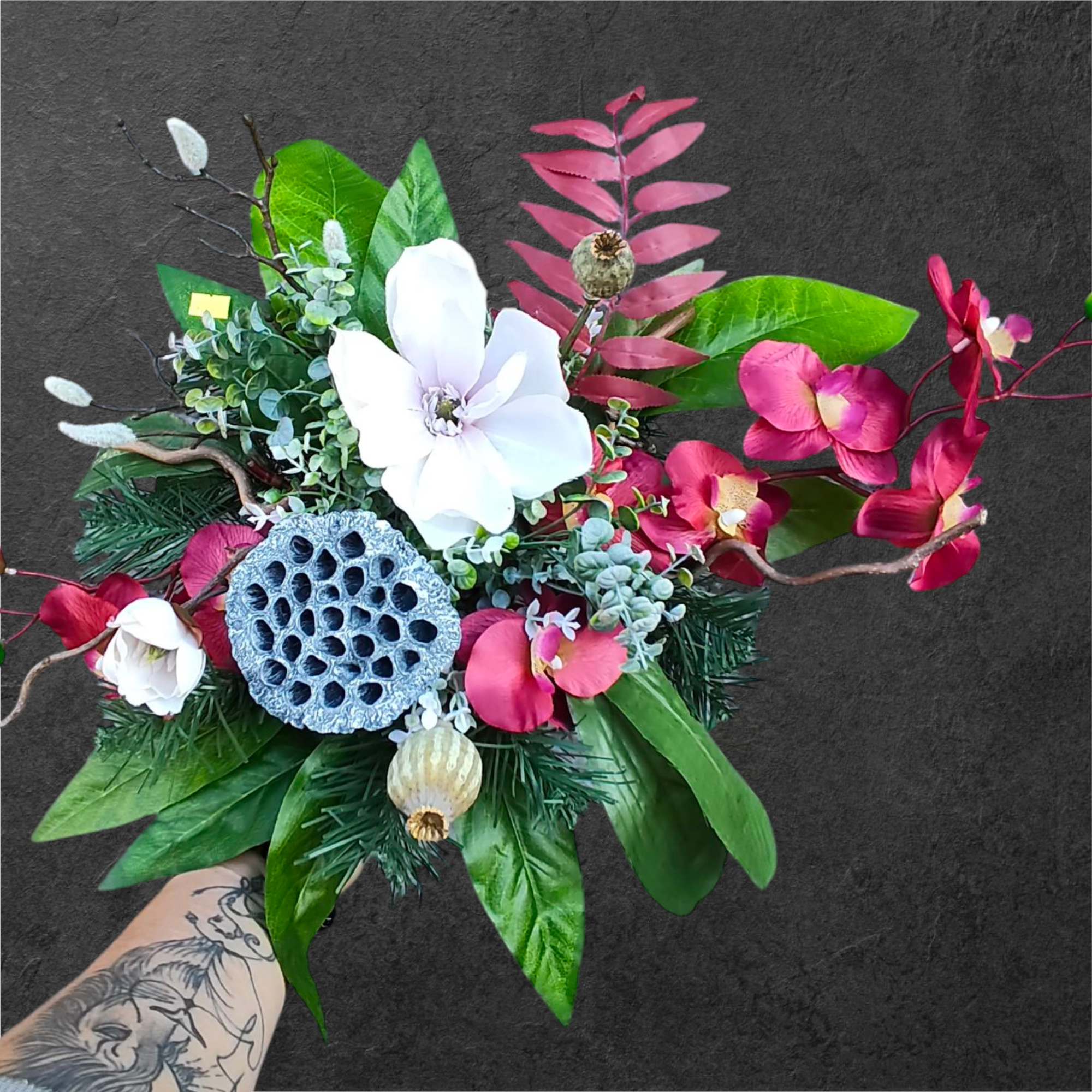 Dirbtinė gėlių puokštė