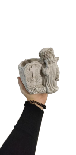 Dekoratyvinė gėlių vazonėlis su angelu
