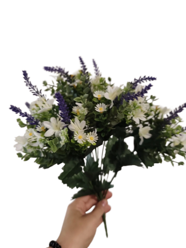 Dirbtinių gėlių puokštė