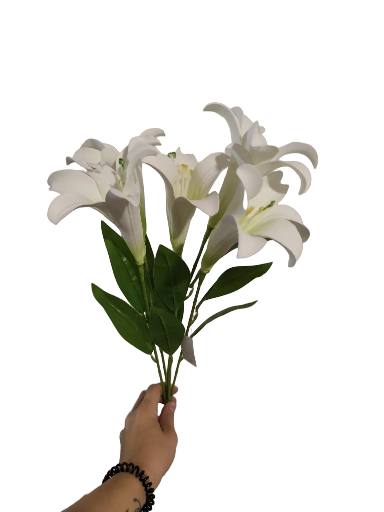 Dirbtinių lelijų puokštė