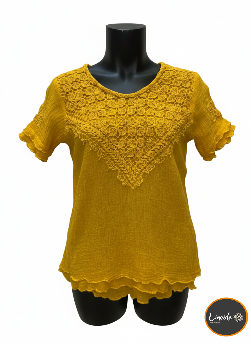 Blusa amarilla con encaje Ju