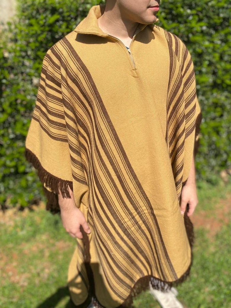 Poncho de lana