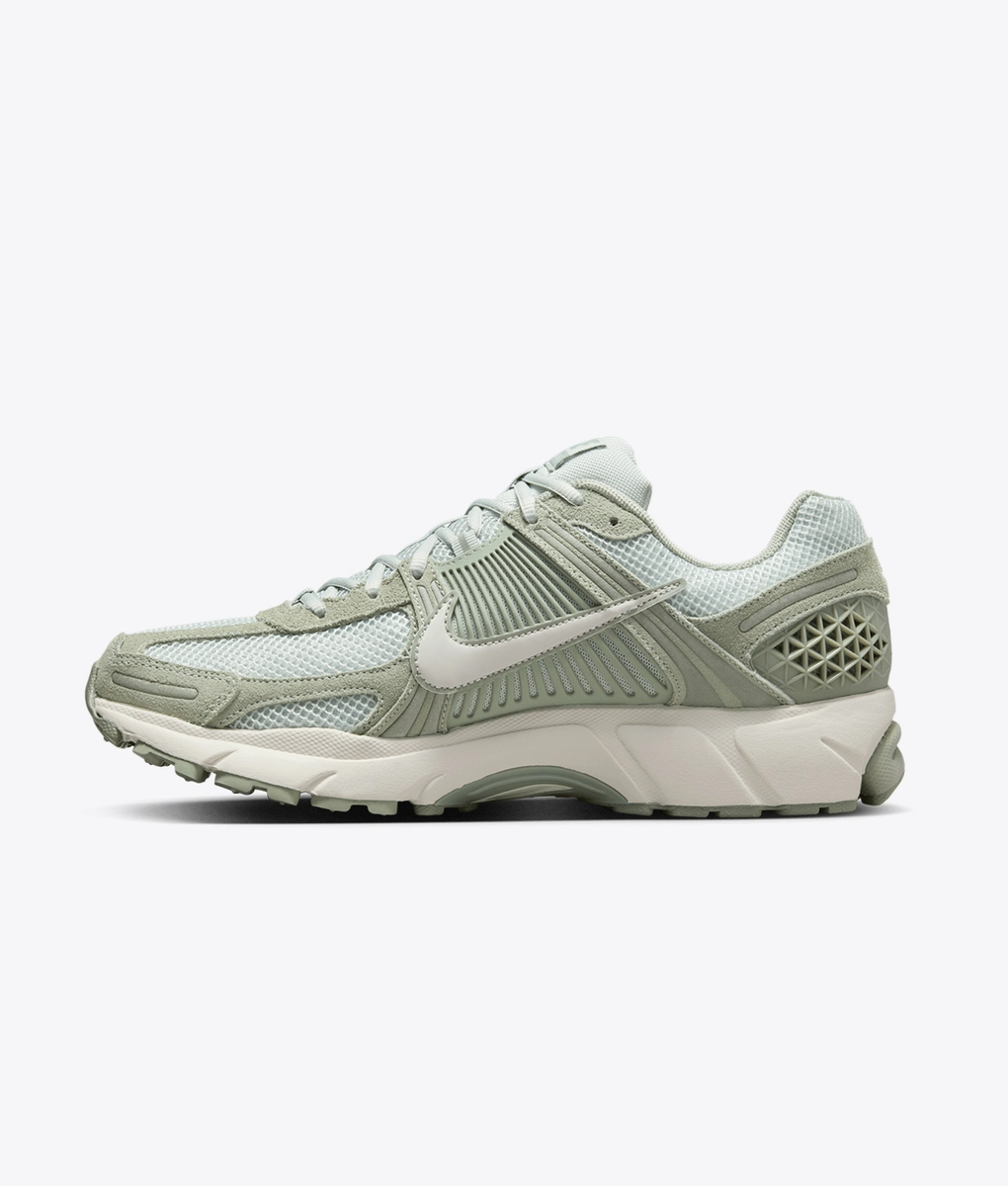 Nike Zoom Vomero 5 khaki