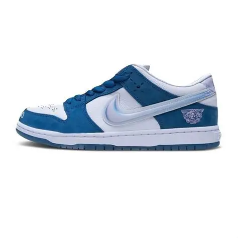 Nike Dunk Low Born X raised