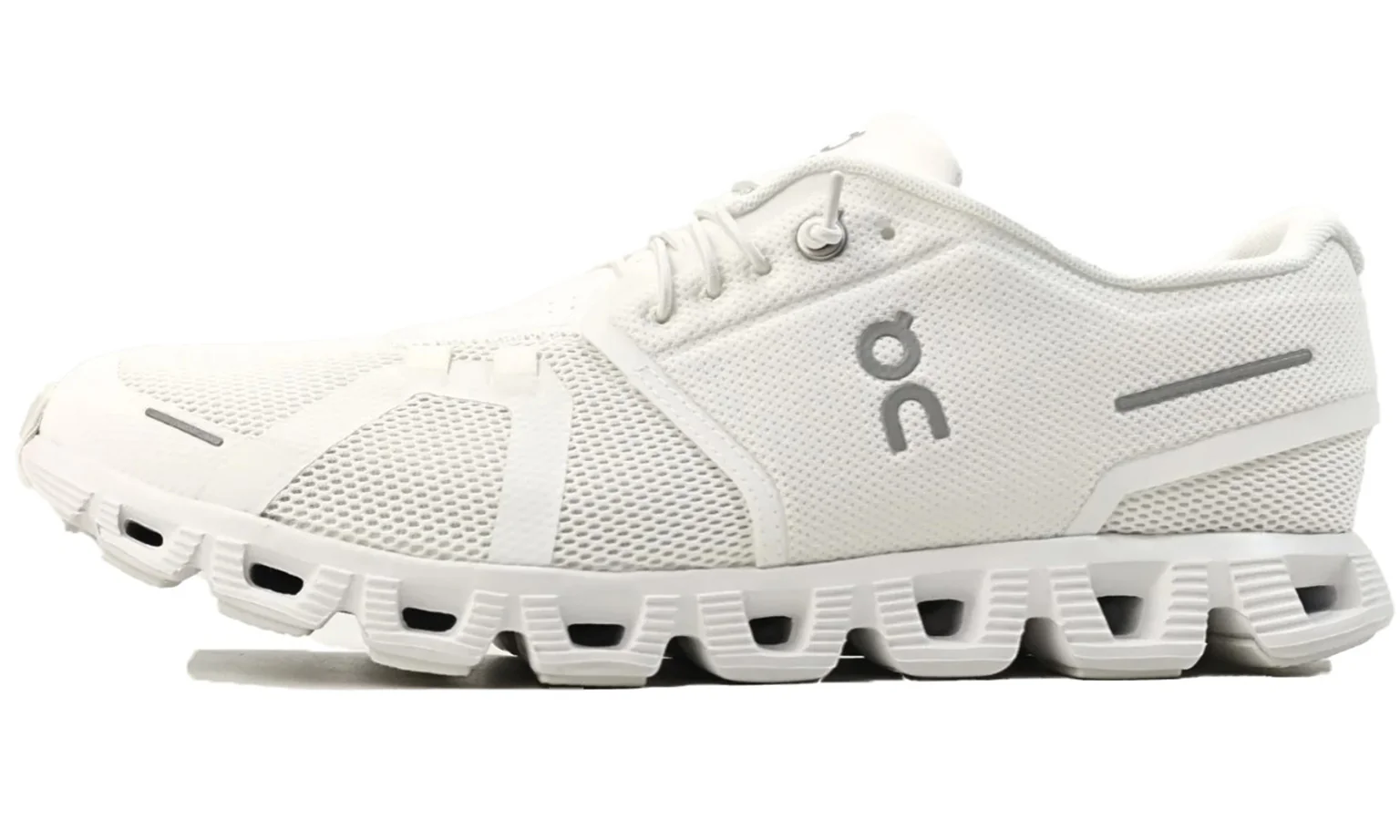 On Cloud 6 All White