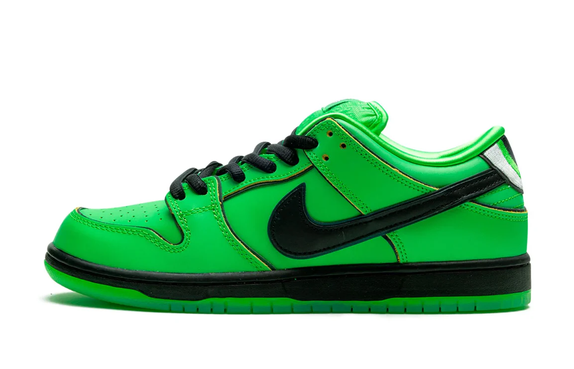 Nike Dunk Low Green Black Sneakers