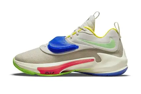 Nike zoom freak 3 primary colors