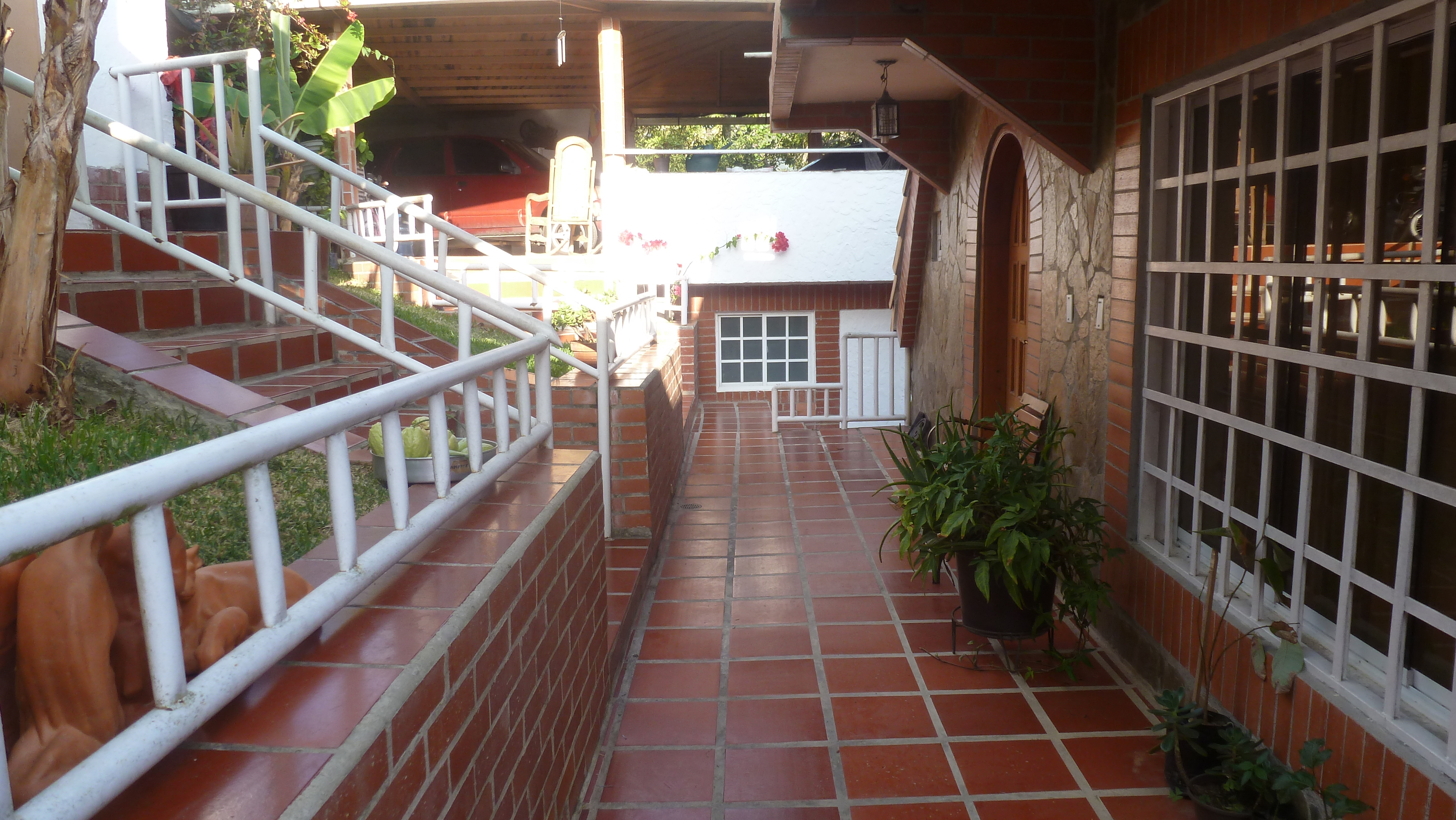 Alquilo Apartamentos Anexos a Chalet