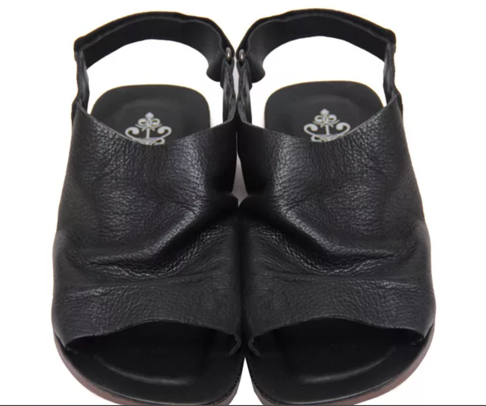 Sandália de couro feminina modelo vintage retro