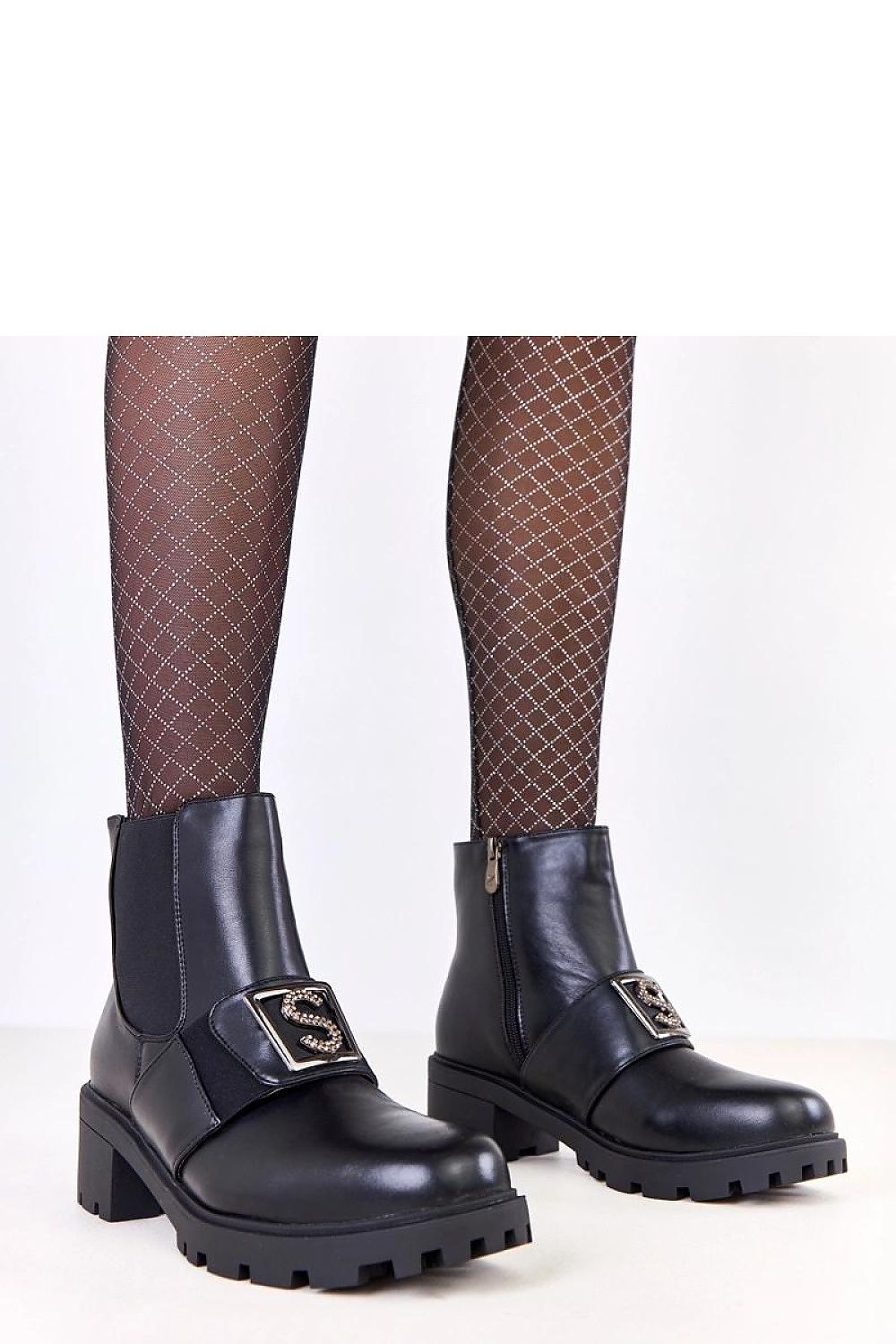 Botas pretas curta femininas