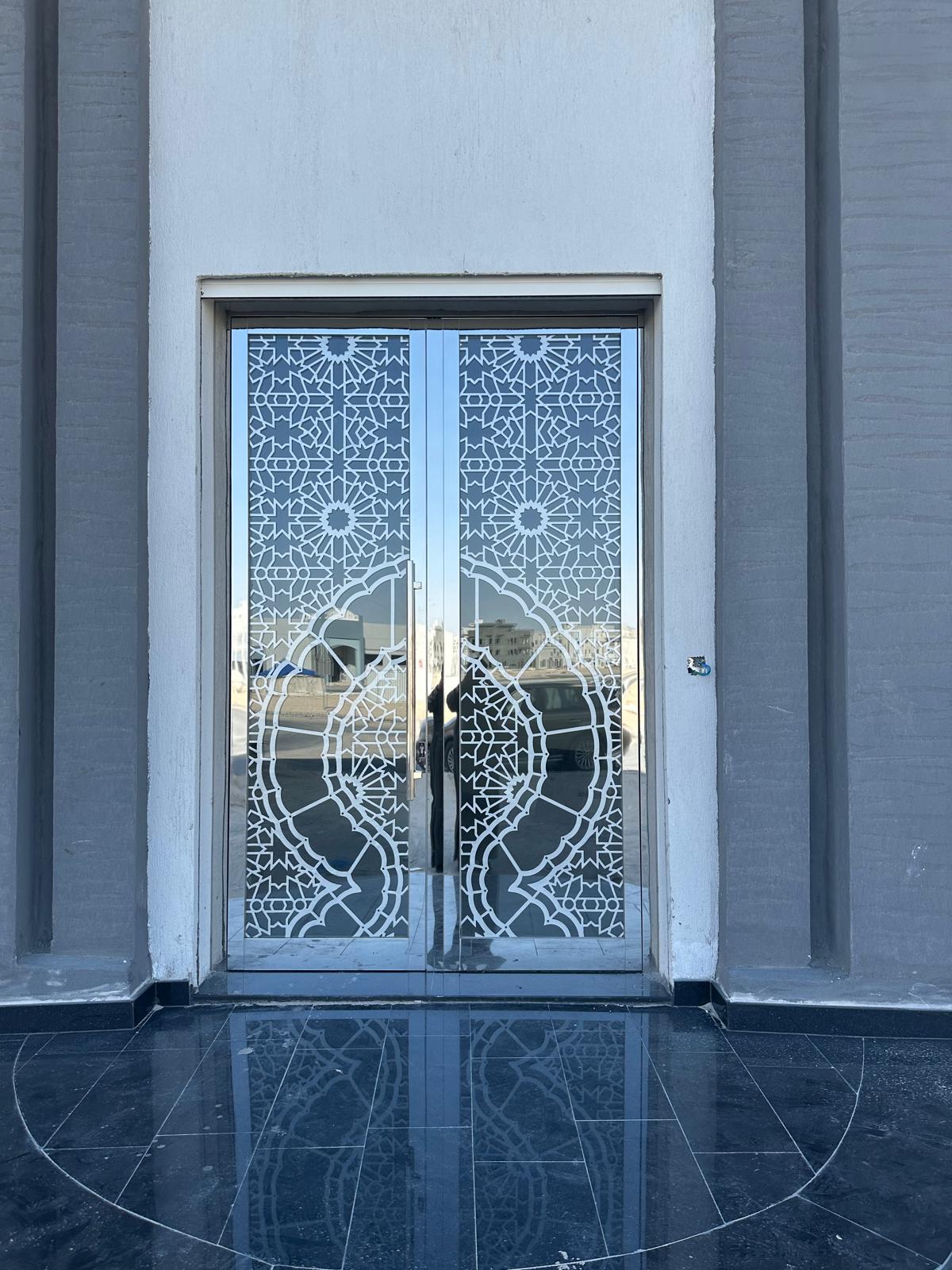 باب المنيوم