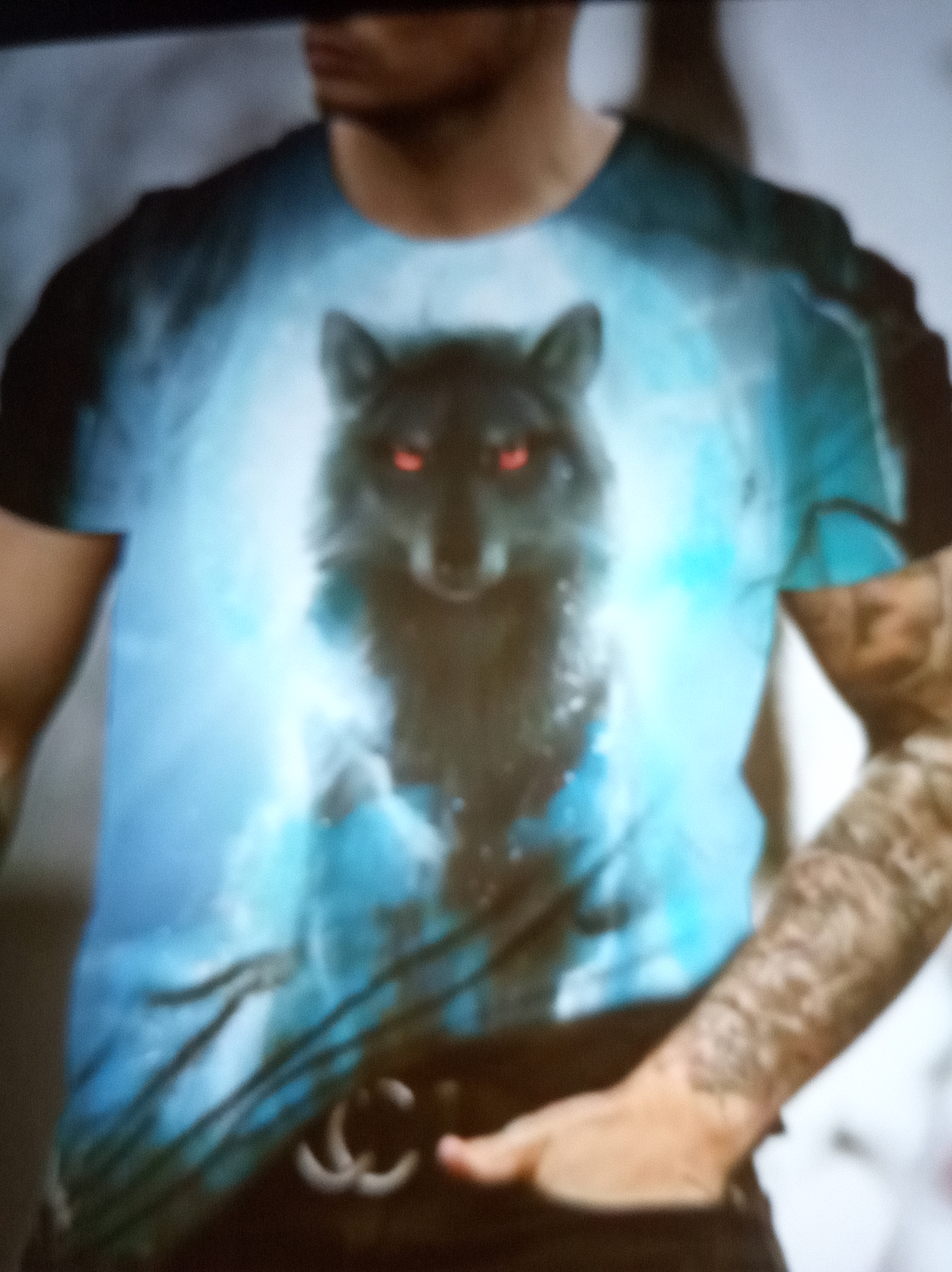 Men’s Wolf Graphic T-Shirt