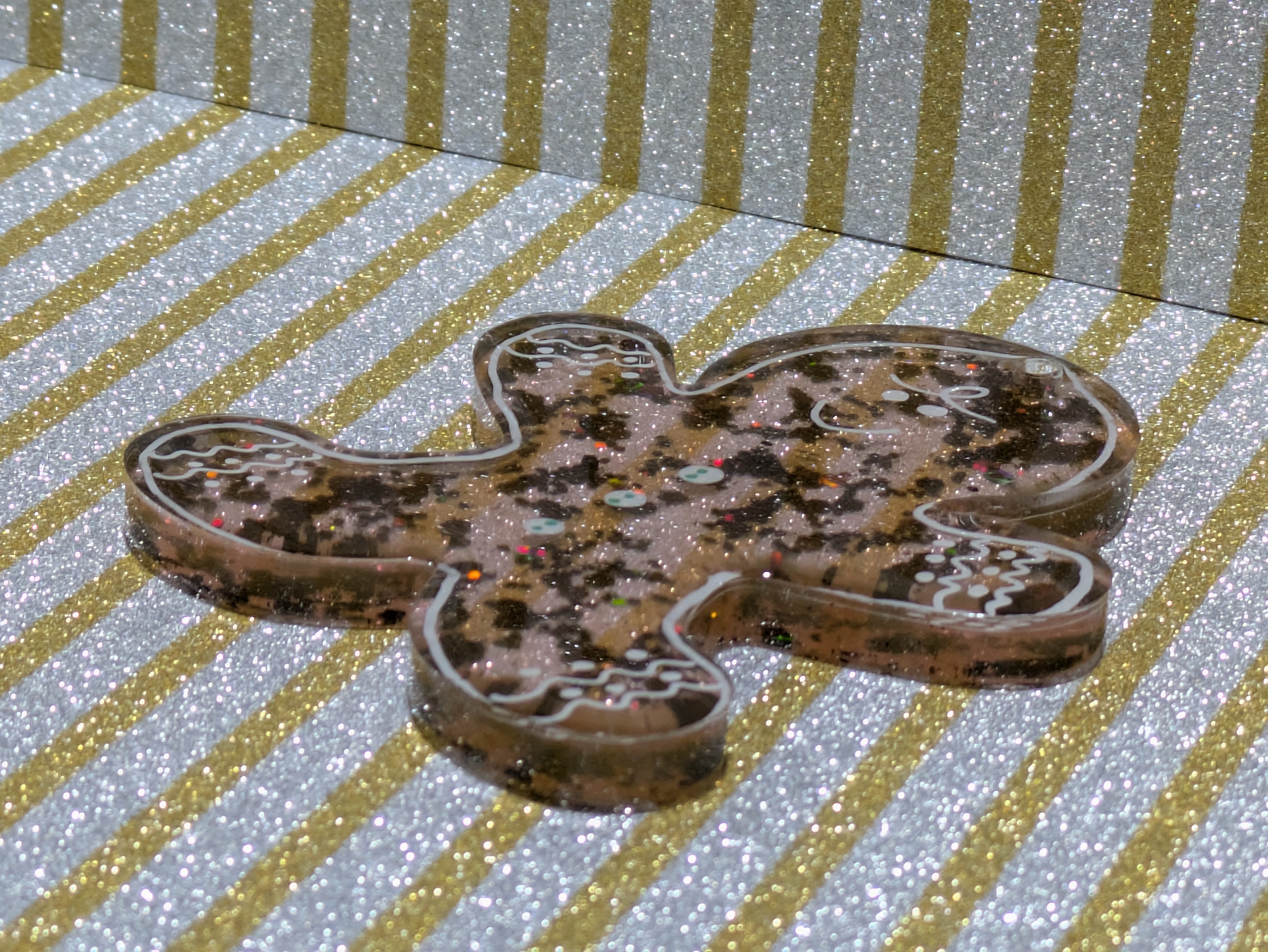 Gingerbread Man Glitter Ornament