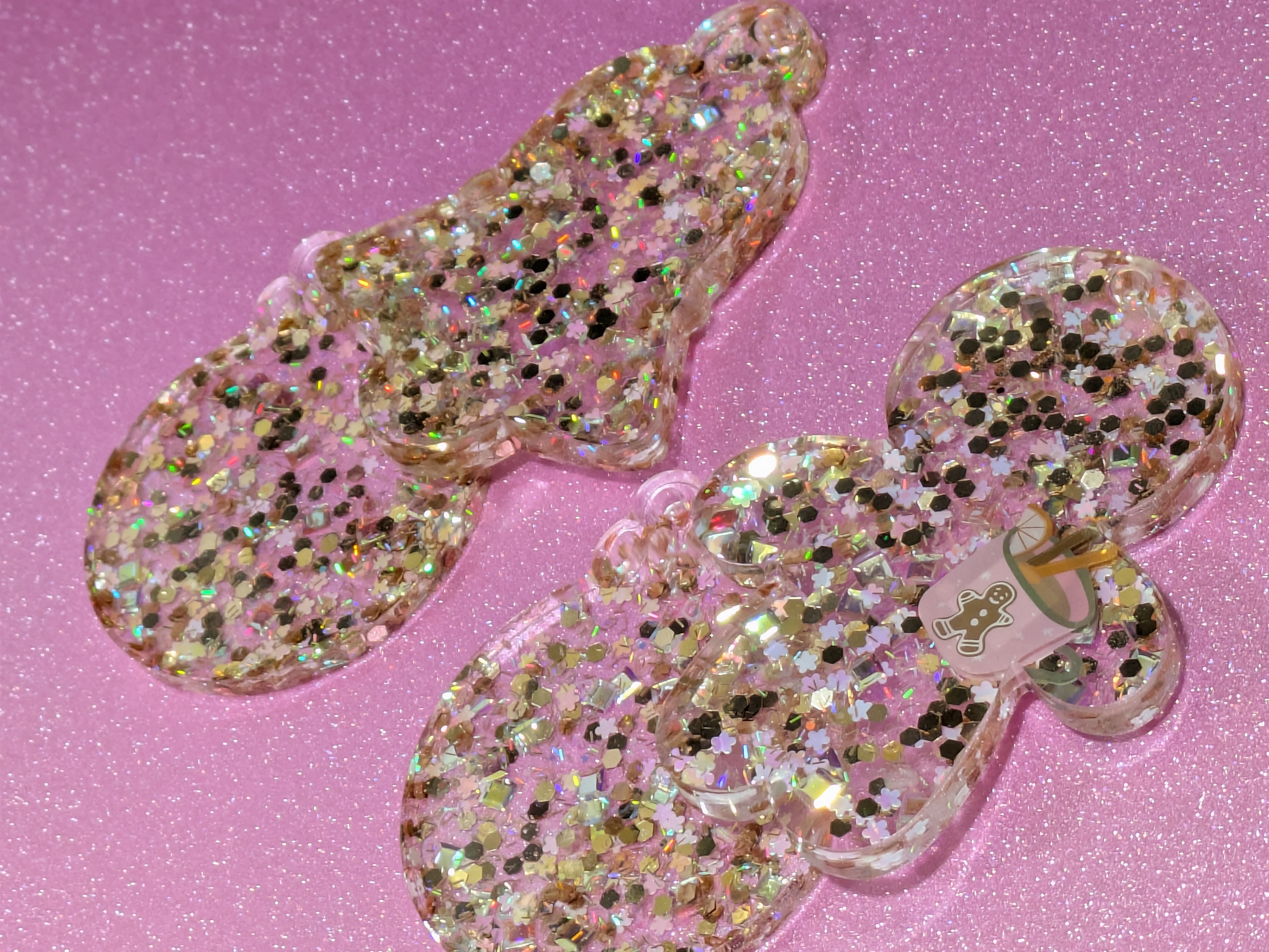 Pink and glitter - Oh My! 4 ornament set
