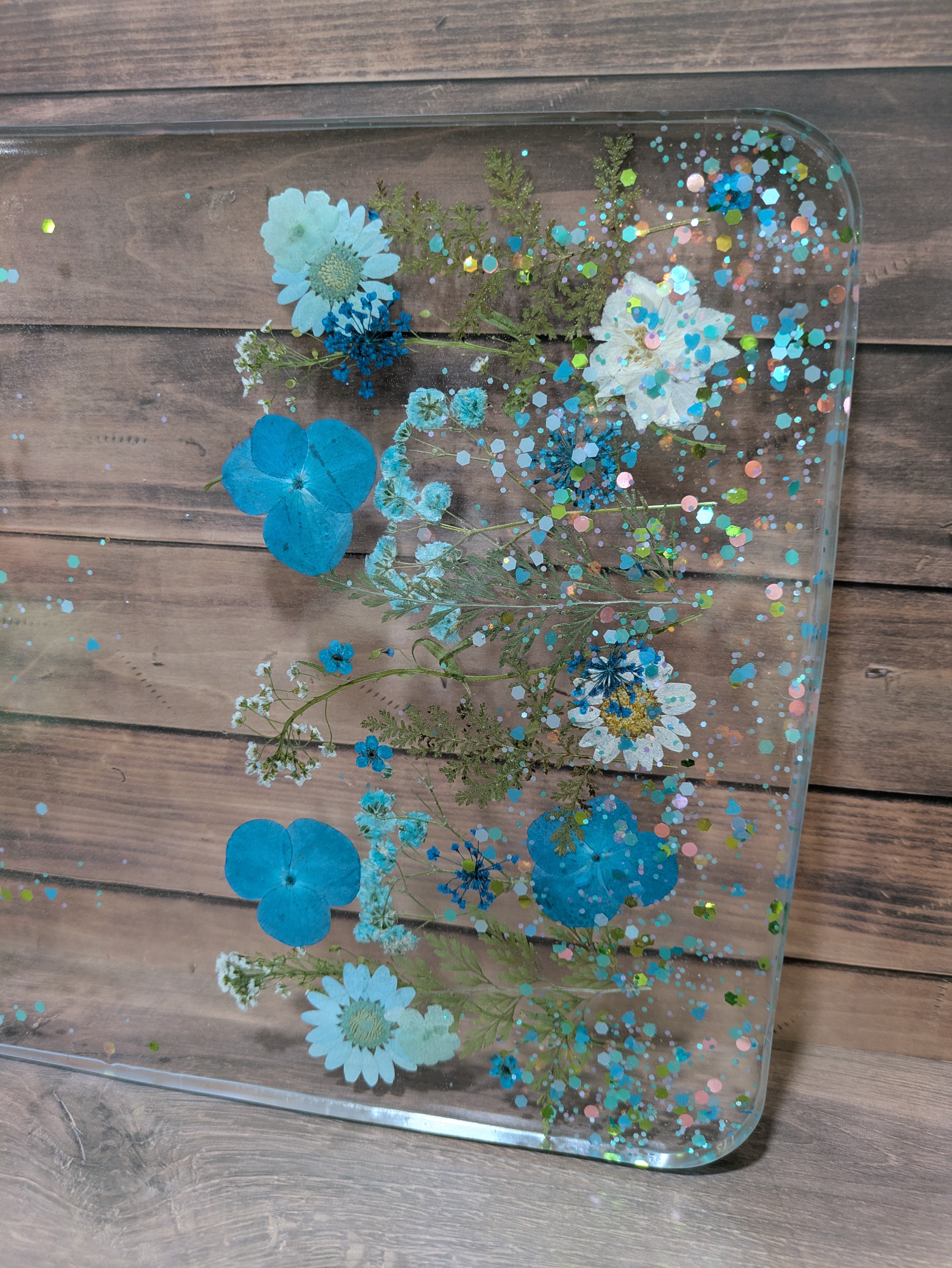 Resin Serving tray with Dried Flowers
