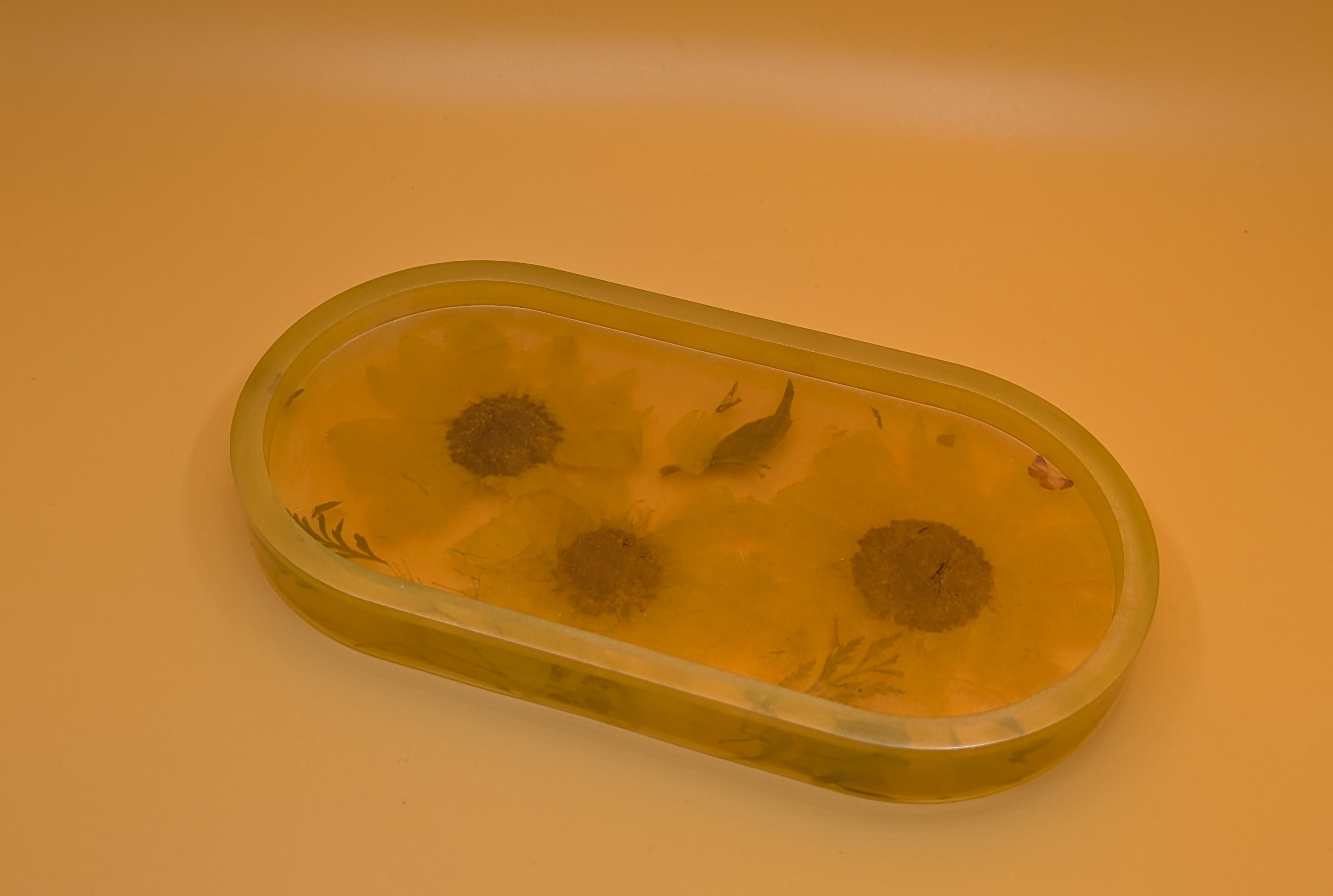 Resin Flower Oval tray