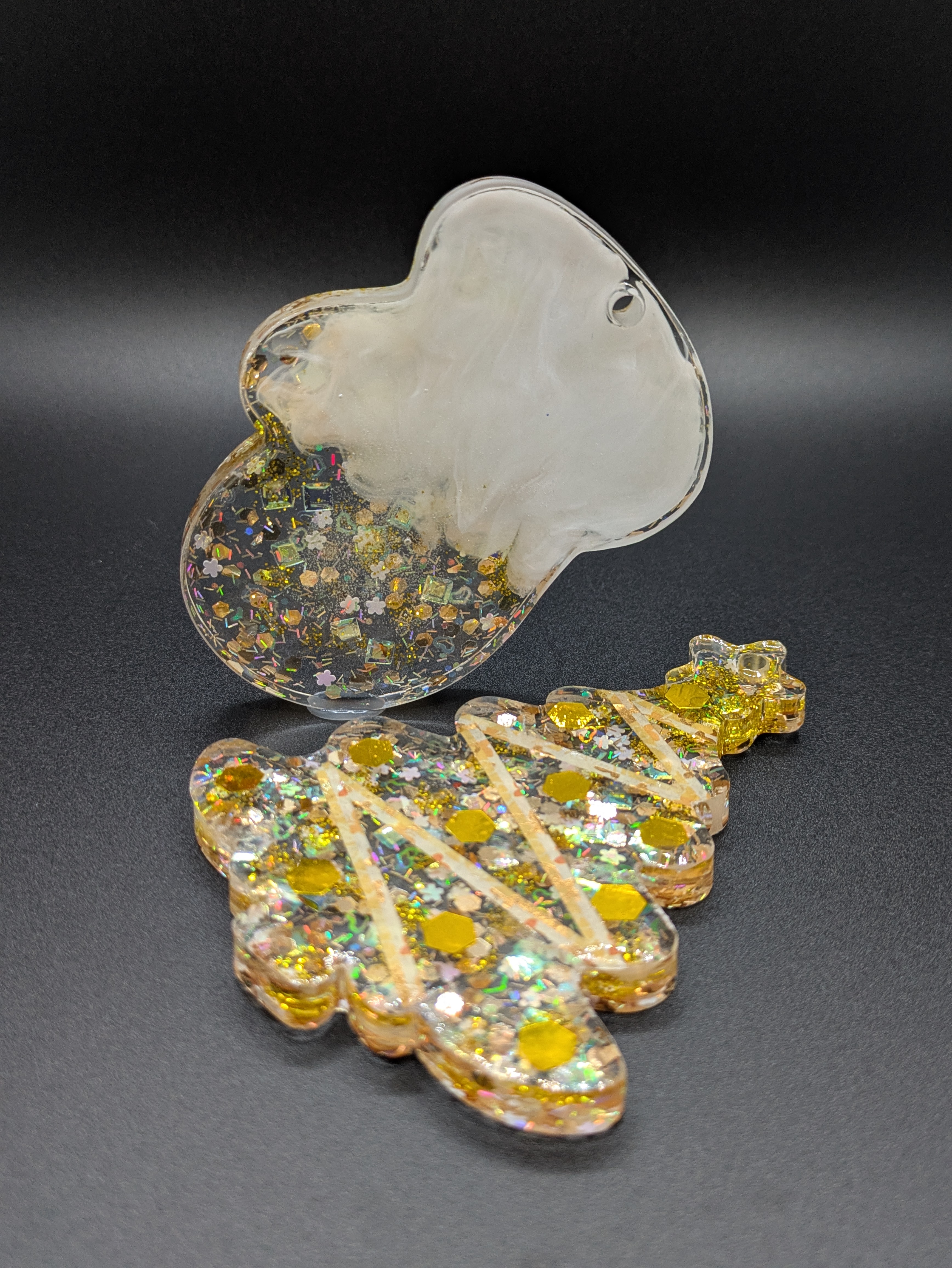 Christmas Tree & Mitten  Resin Ornament 2 set