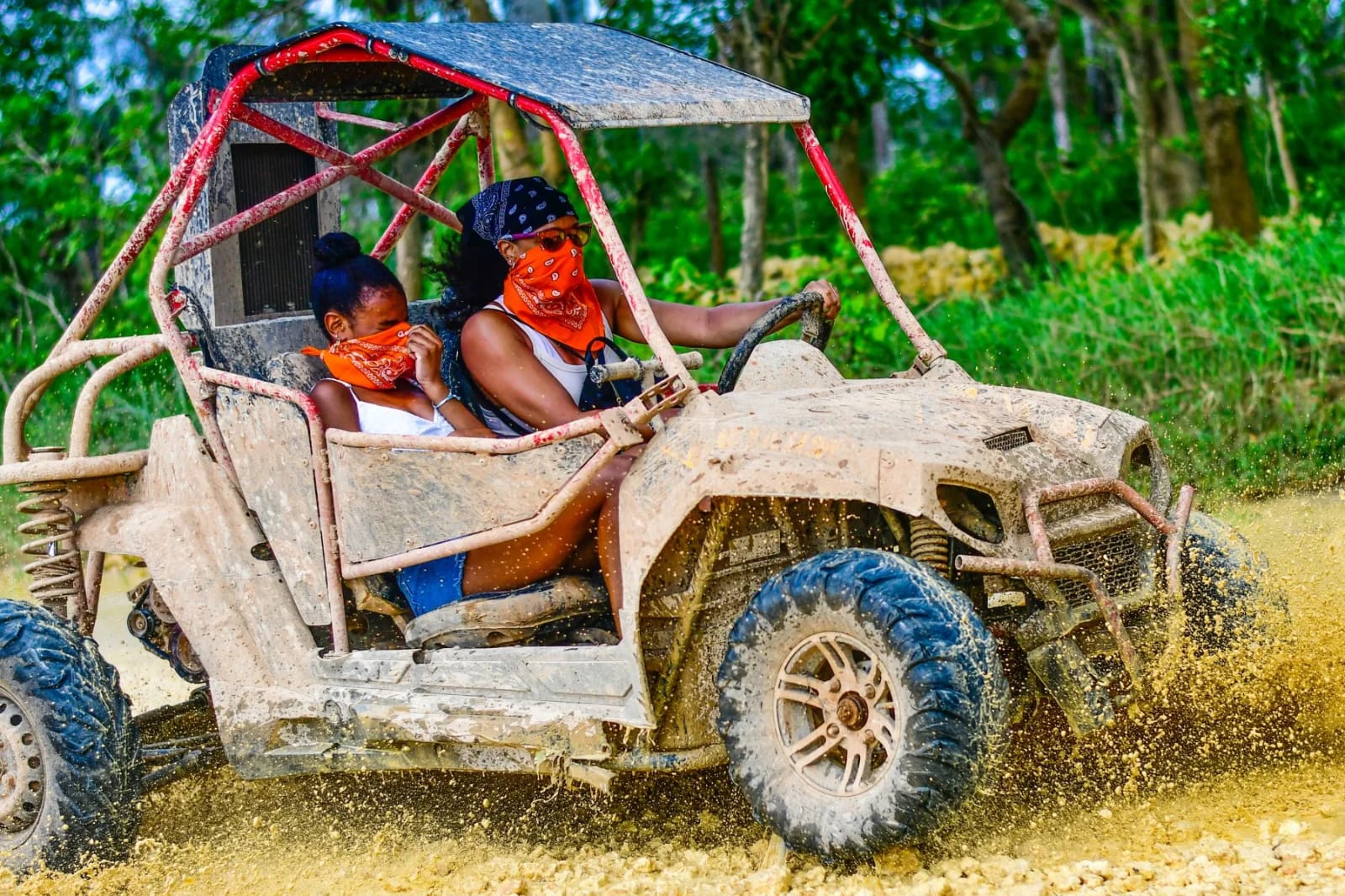 Buggies - Cave Taino - Macao Beach