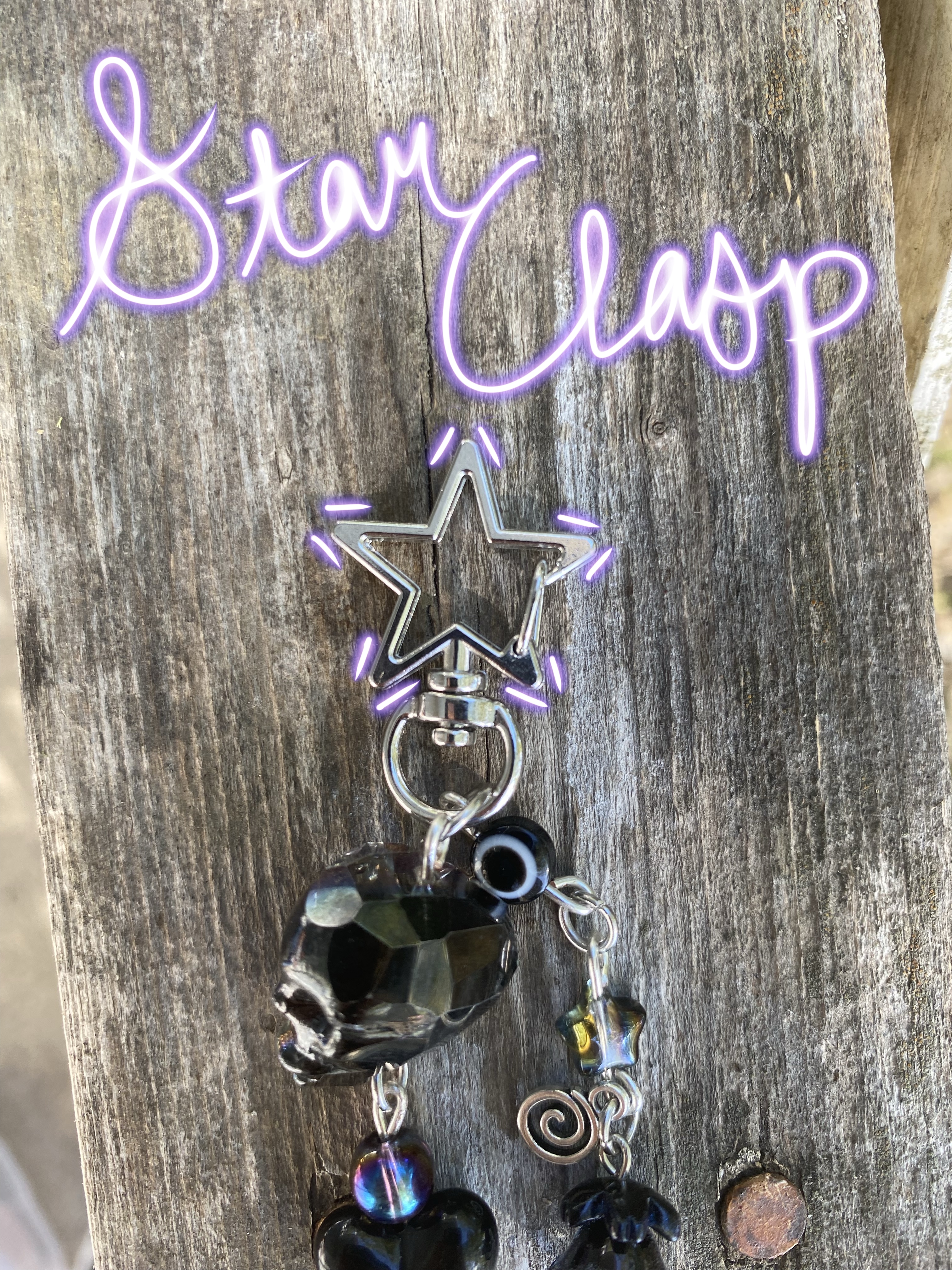 La Niña Transparente/Transparent Santa Muerte Charm