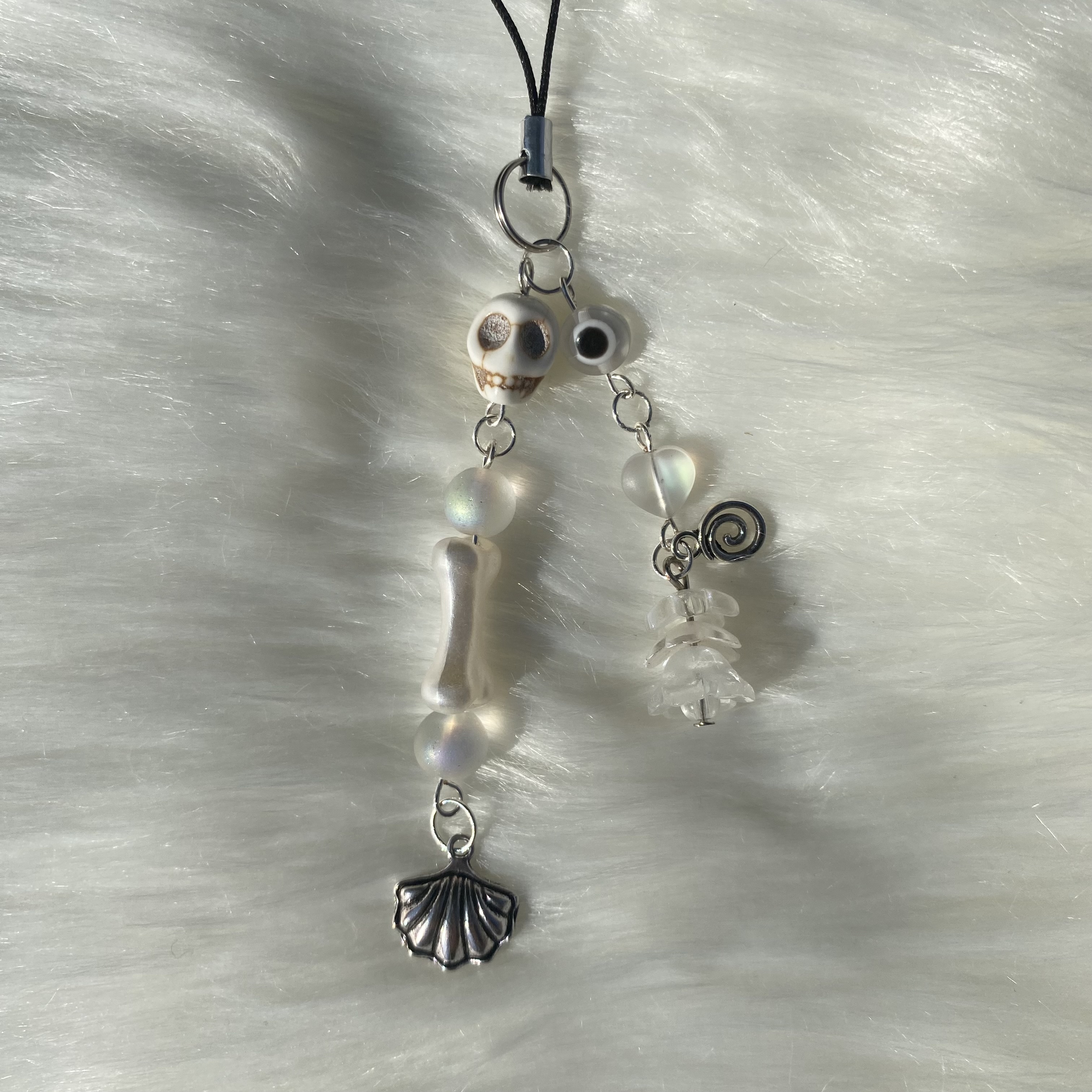 La Niña Blanca/White Santa Muerte Charm