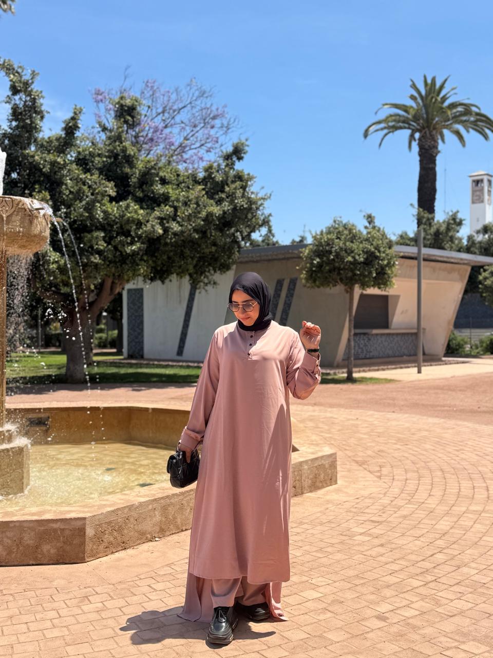 Elegant Long-Sleeve Abaya Dress