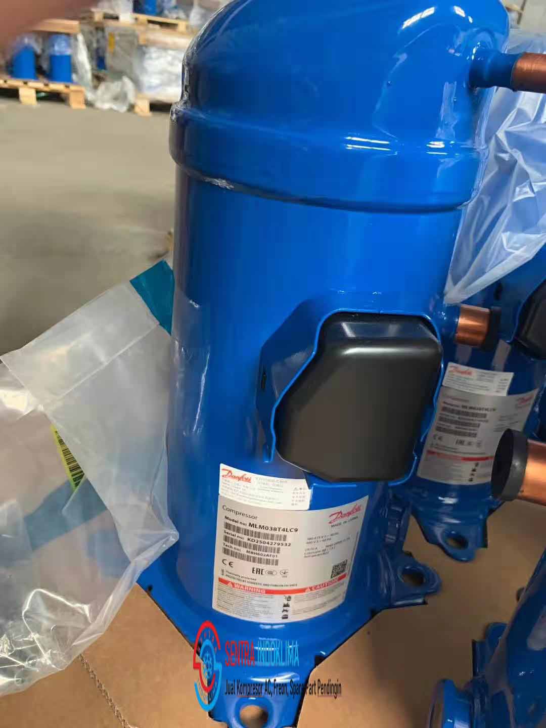 Kompresor AC Danfoss MLM038T4LC9