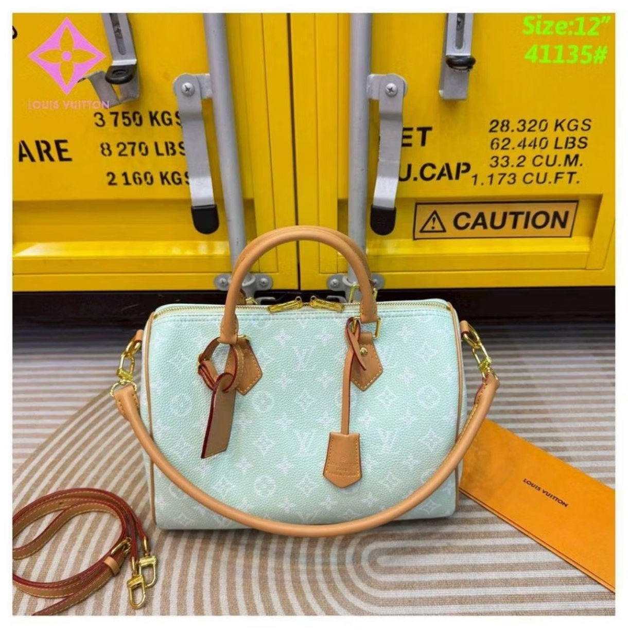 Louis Vuitton Mint Green Handbag $121