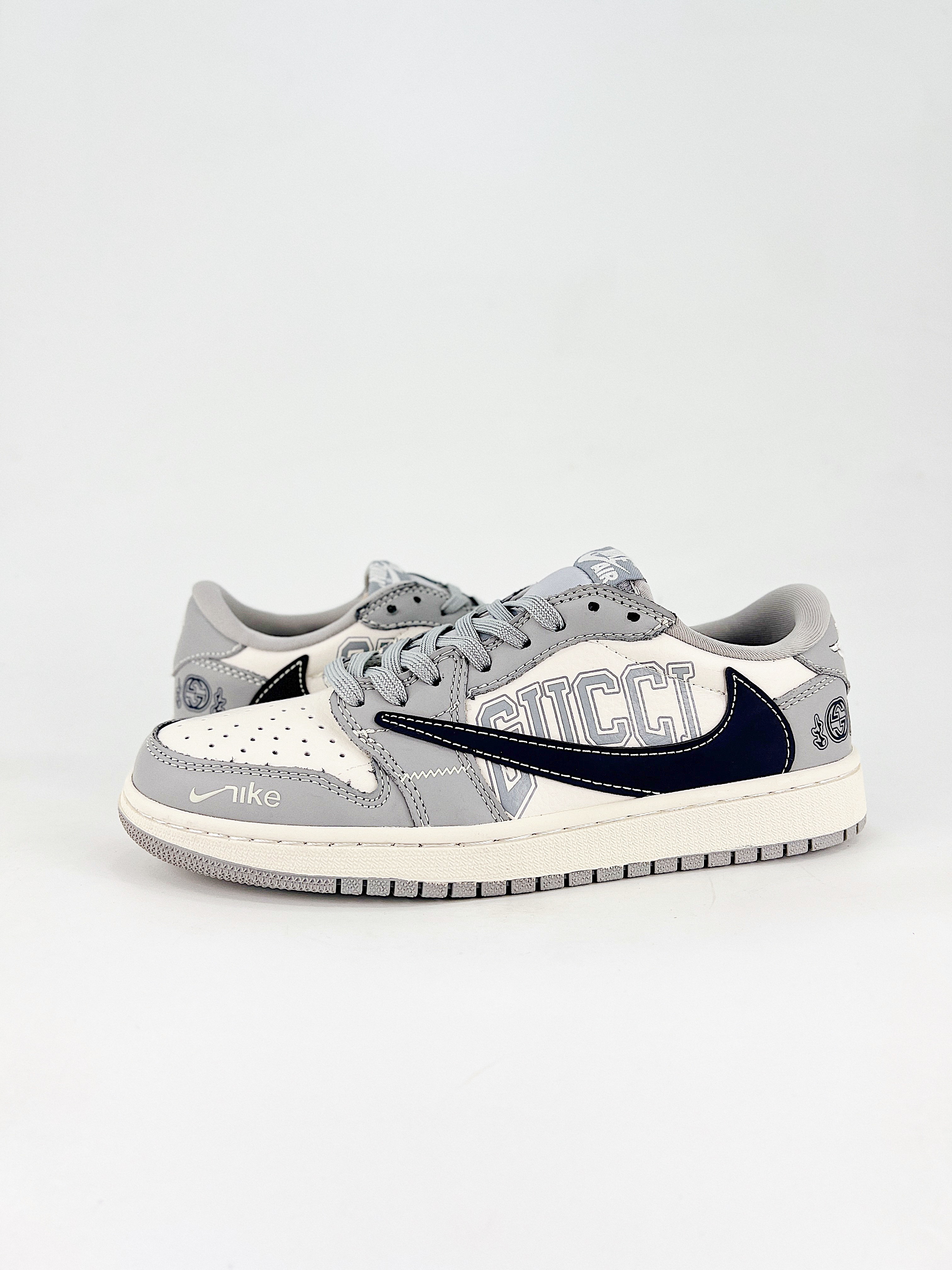 Nike Jordan 1 Low OG SP x Travis Scott x Fragment $200