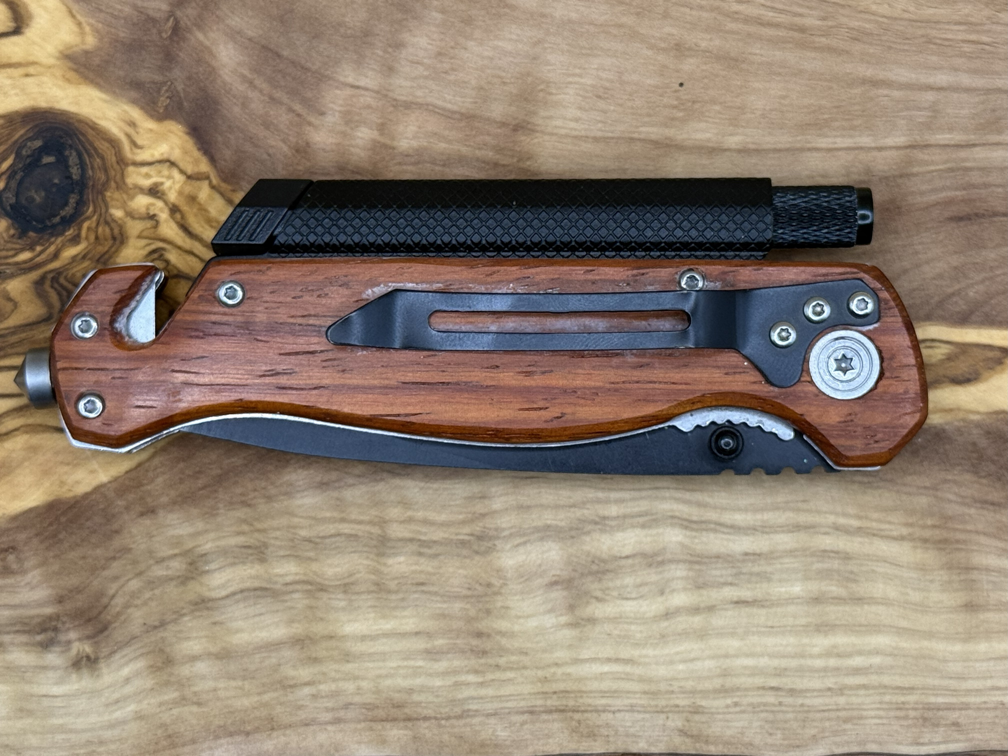 Multifunctional Rescue Pocket Knife