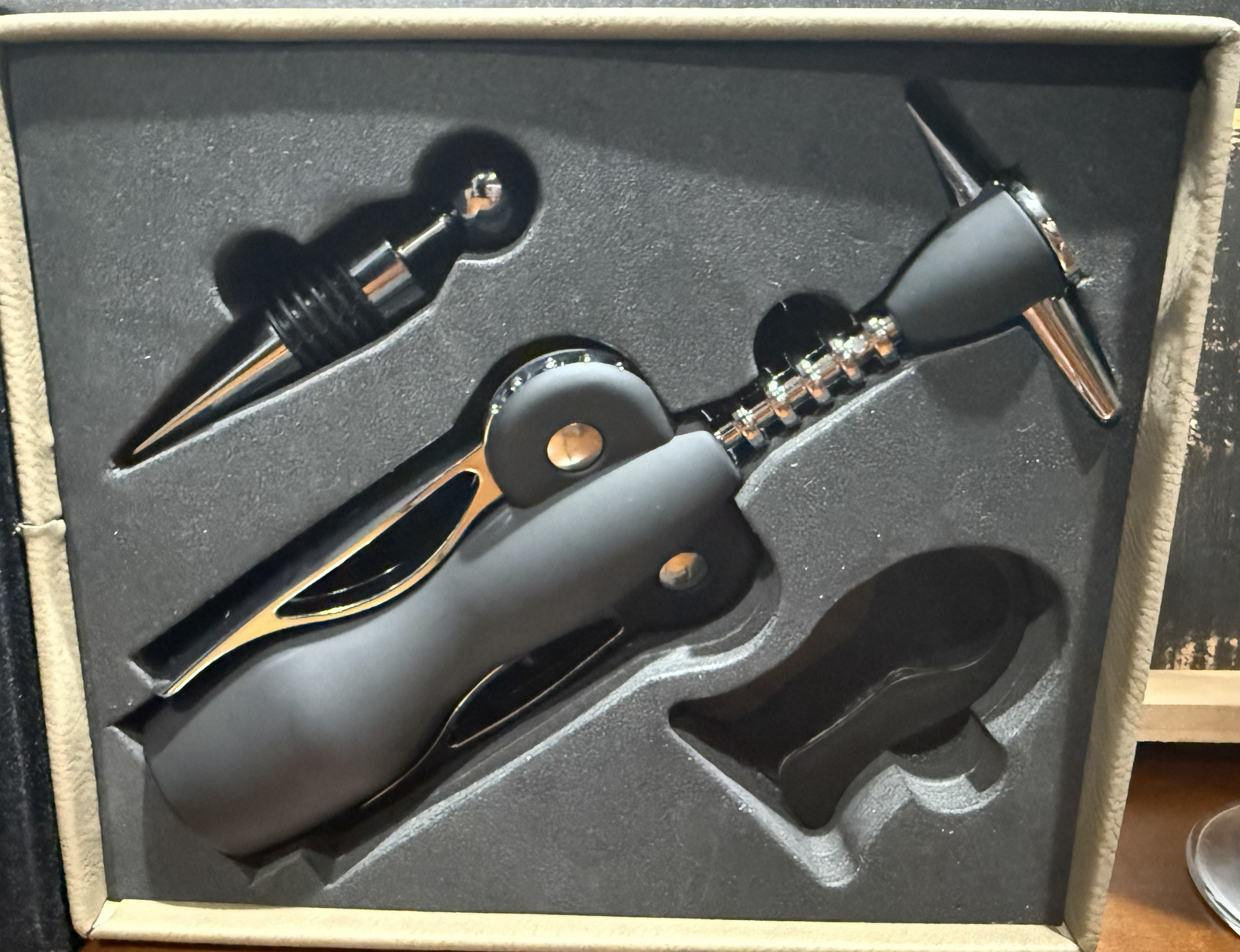 Saddle Collection Wine Opener Gift Set