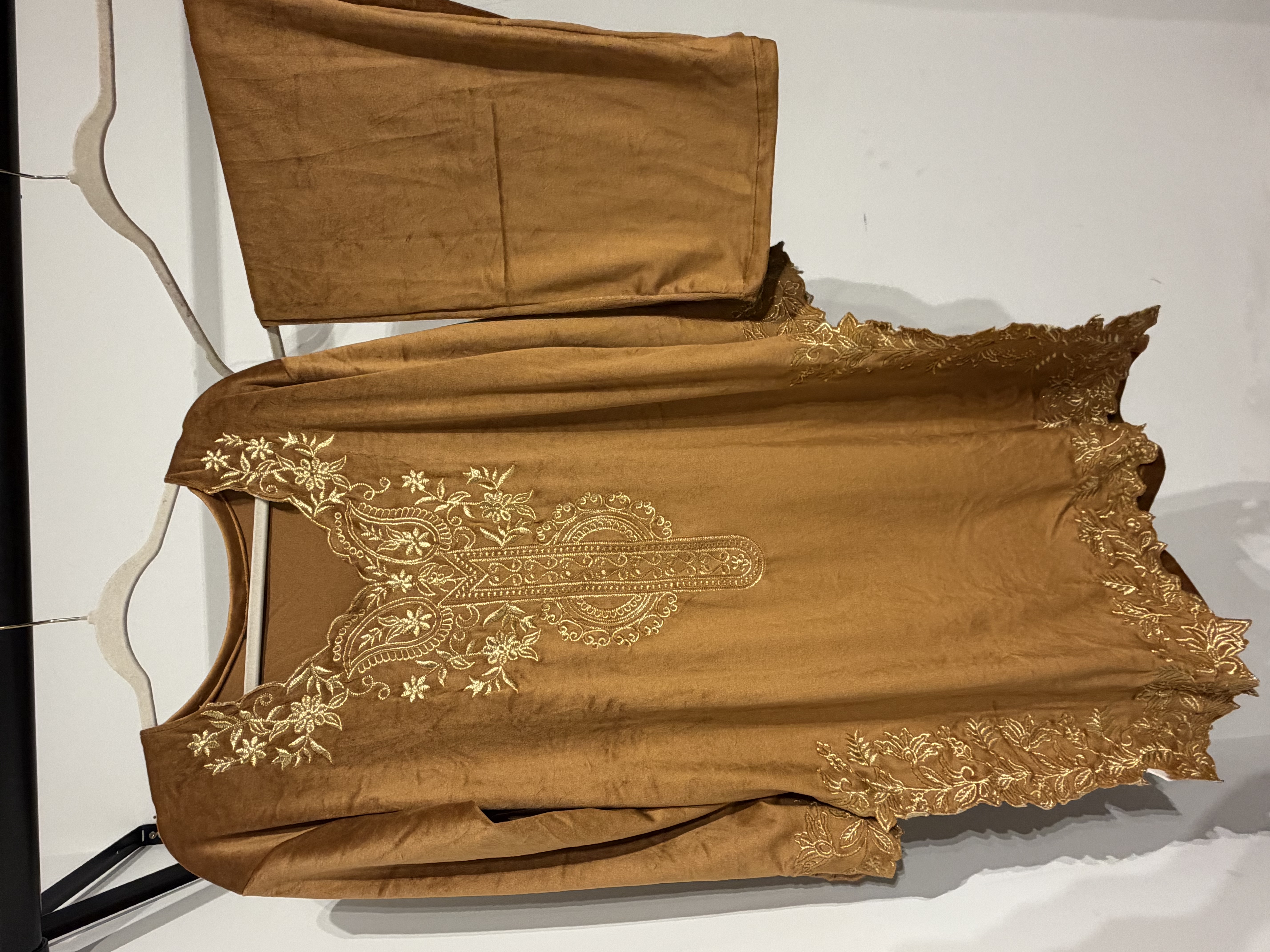 Zari Velvet Co ord Set