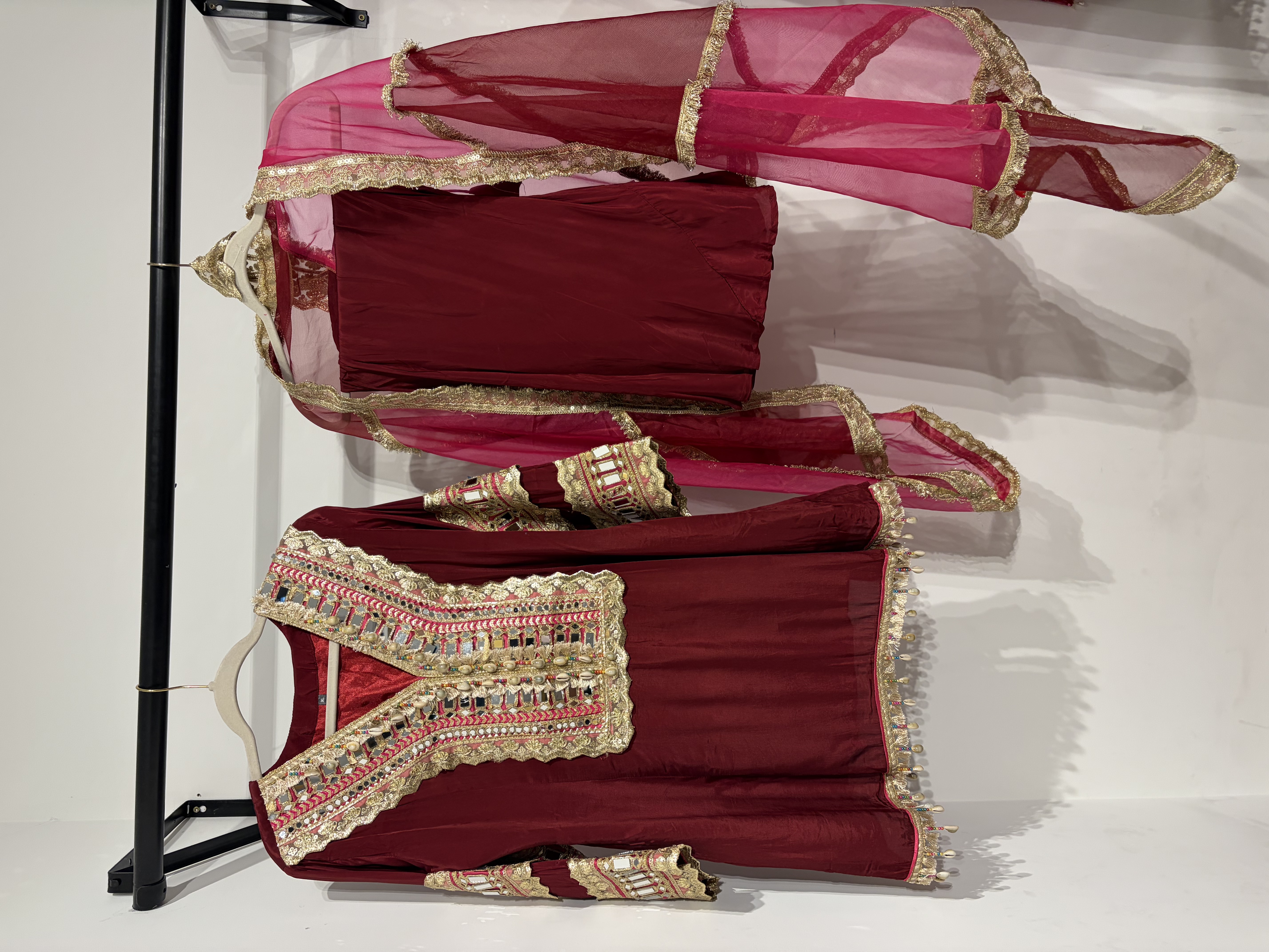 Raya- Mirror maroon short four piece