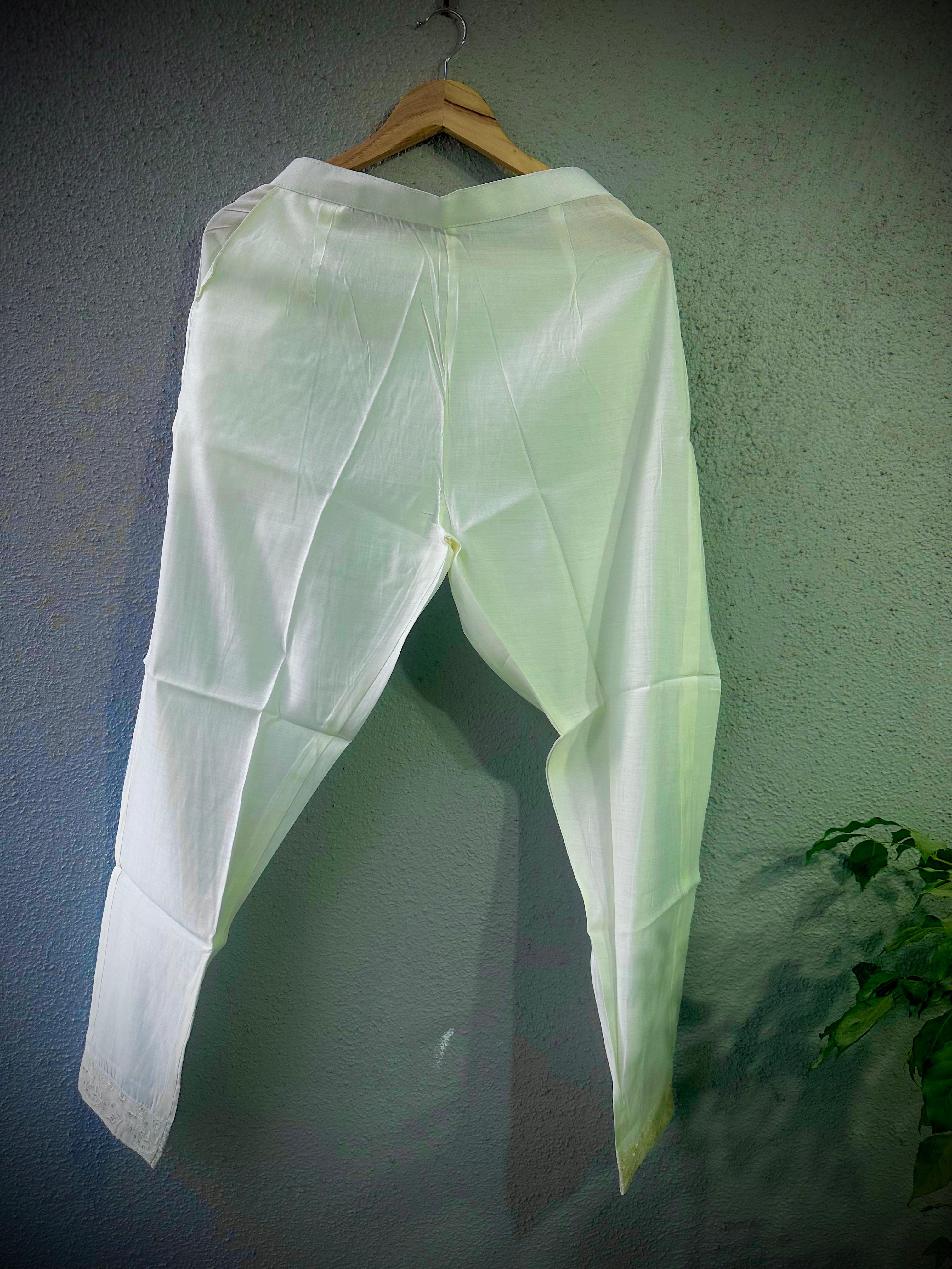 Embroidered White Chiffon Kurta Set