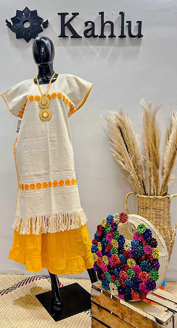 HUIPIL TRADICIONAL DE MITLA