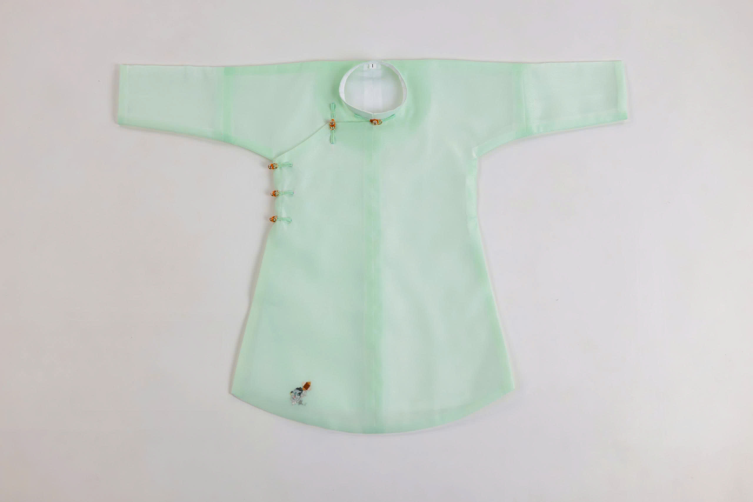 Hoa Nhỏ Thêu, Cán