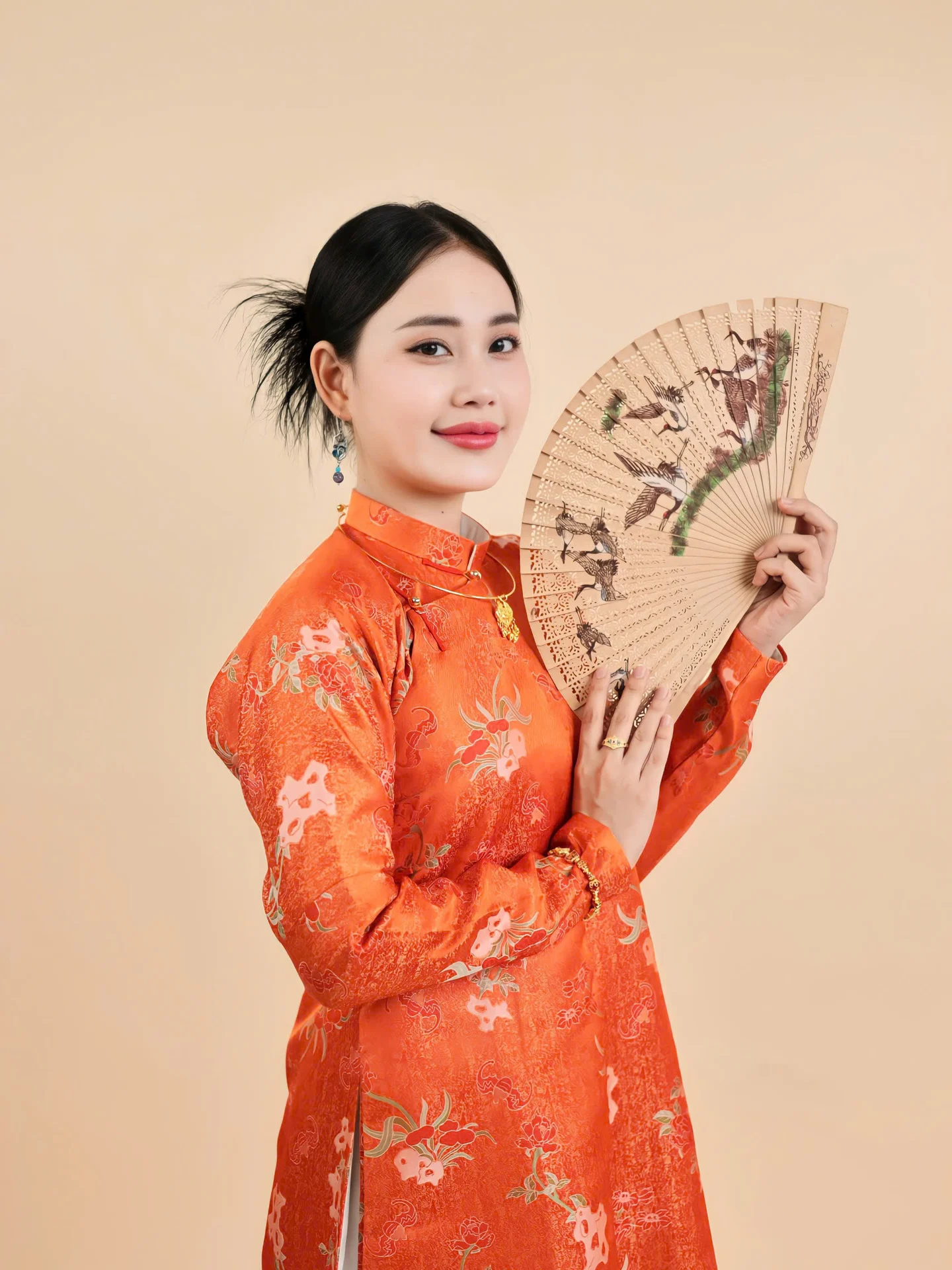 Áo dài ngũ thân Gấm Mẫu Đơn