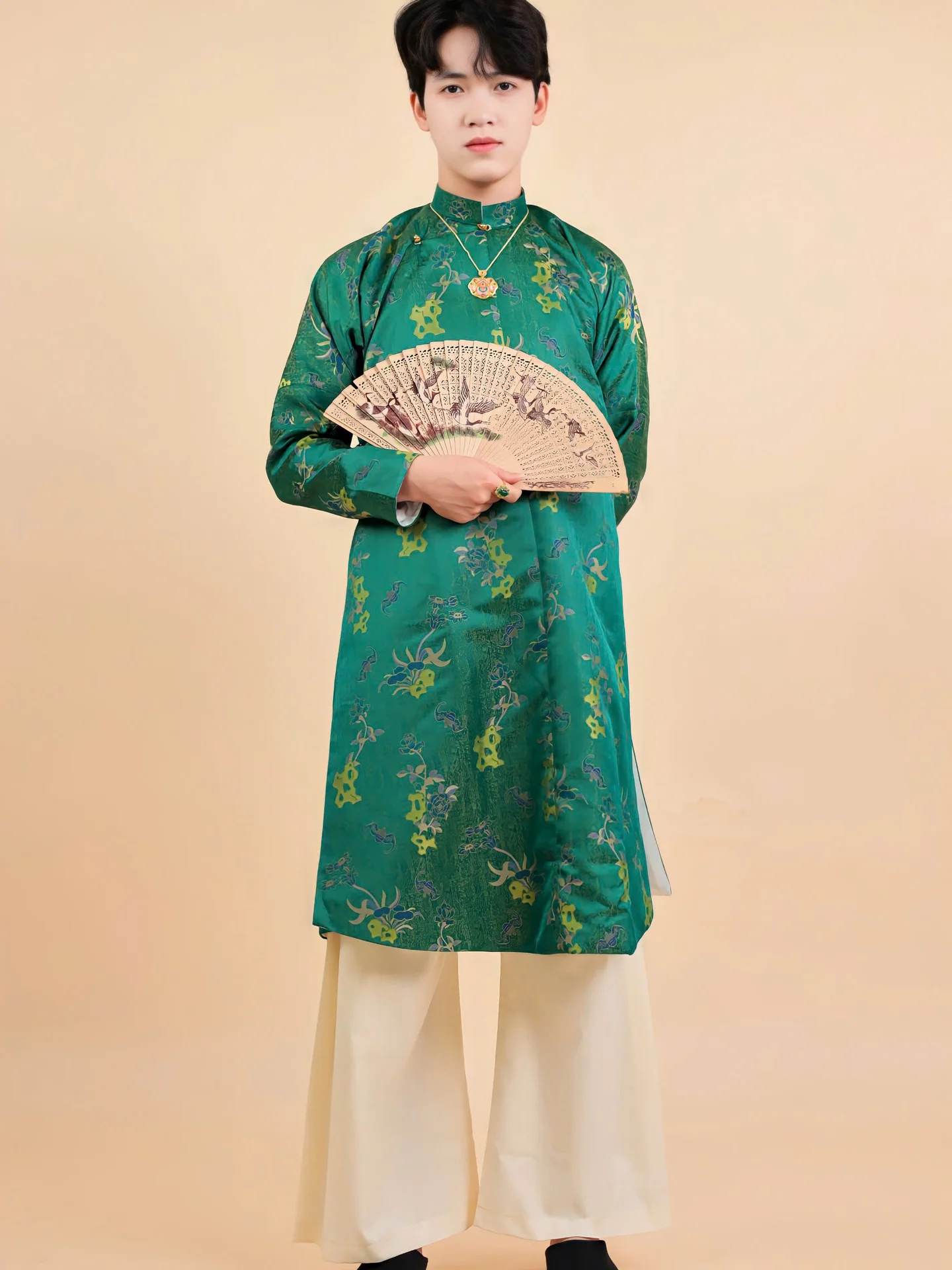 Áo dài ngũ thân Gấm Mẫu Đơn