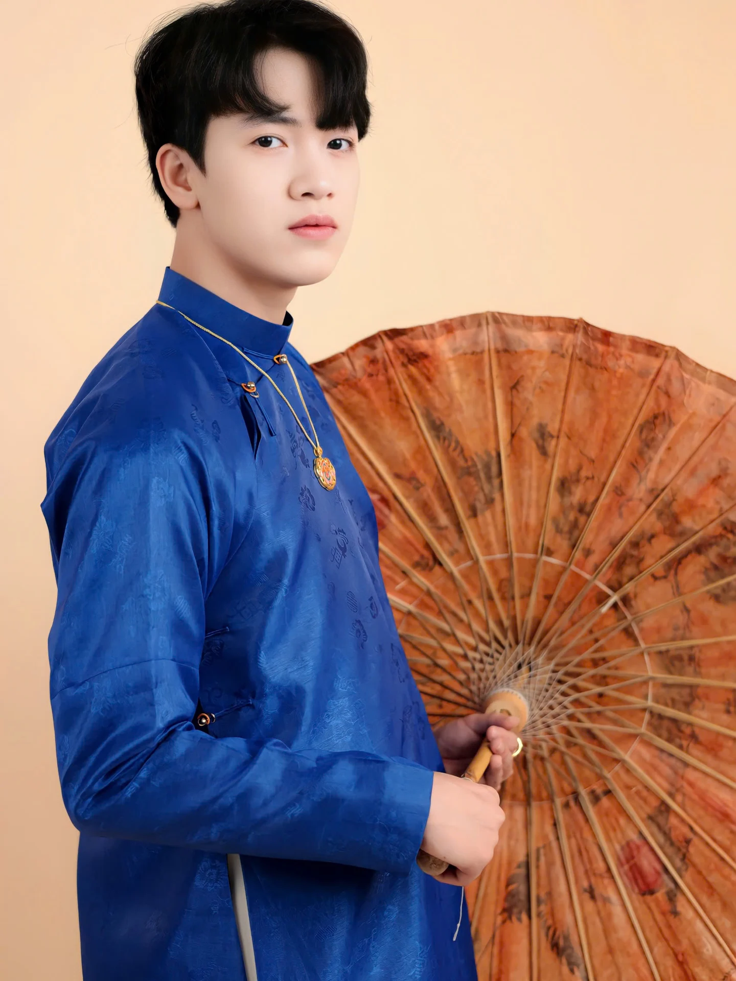 Áo dài ngũ thân Sa Hàn Quốc