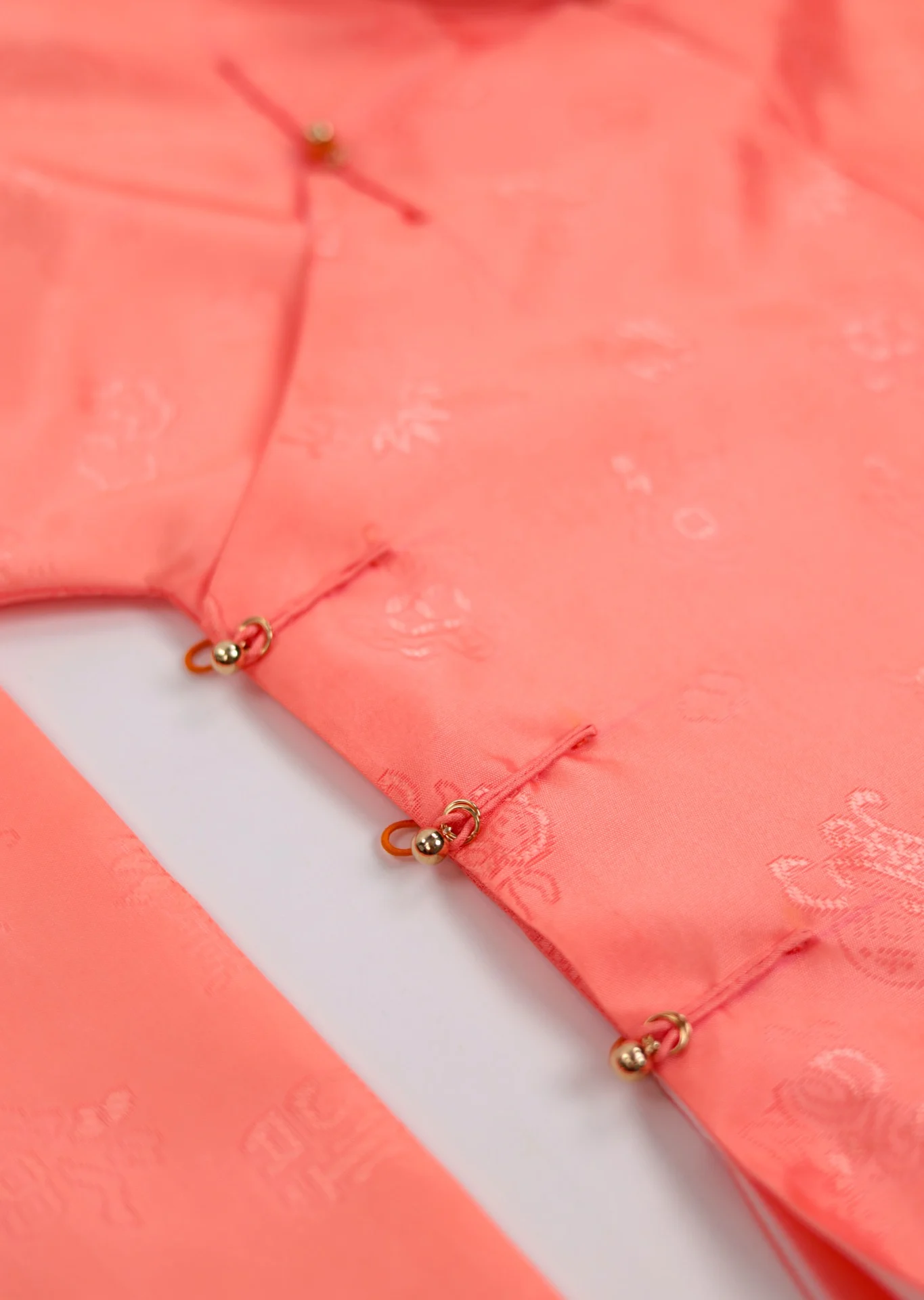 Áo dài ngũ thân Jami