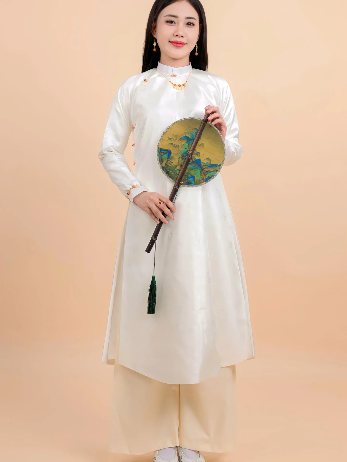 Áo dài ngũ thân Jami