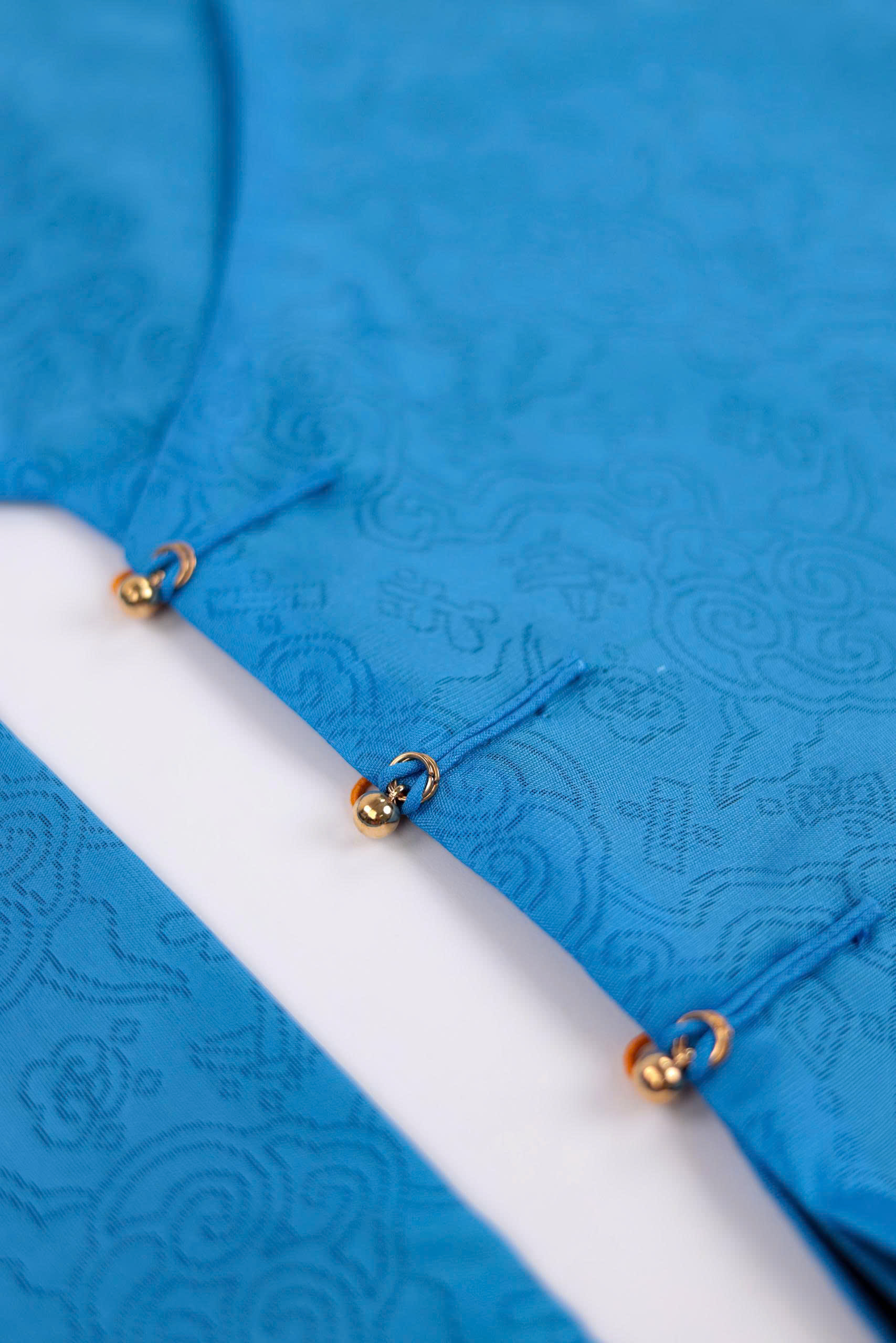 Áo dài Ngũ thân Sa Vân Mây